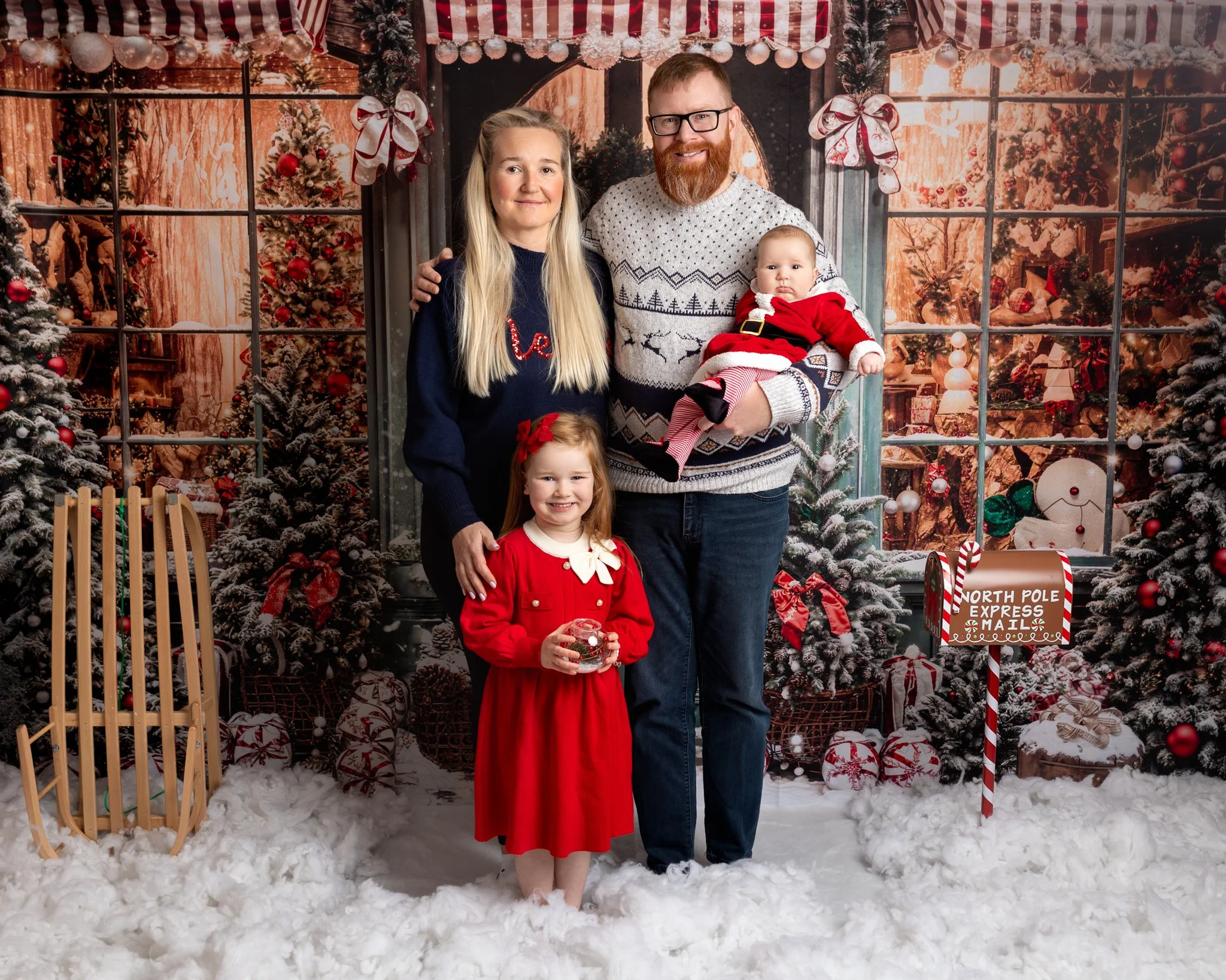 Christmas Mini Sessions 2025 Leeds | Harrogate | York | Bradford | Wakefield