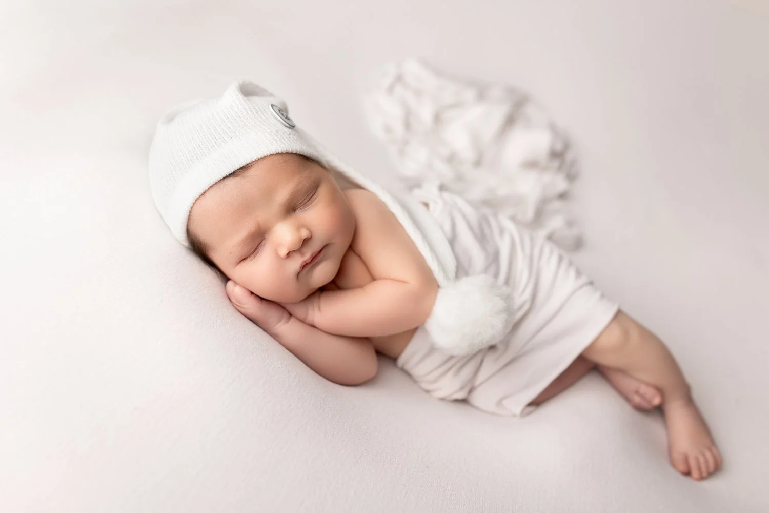 Newborn baby photoshoot Leeds, Harrogate, York, Wakefield, Bradford