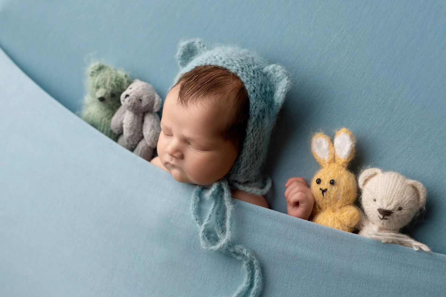 Newborn baby photoshoot Leeds, Harrogate, York, Wakefield, Bradford