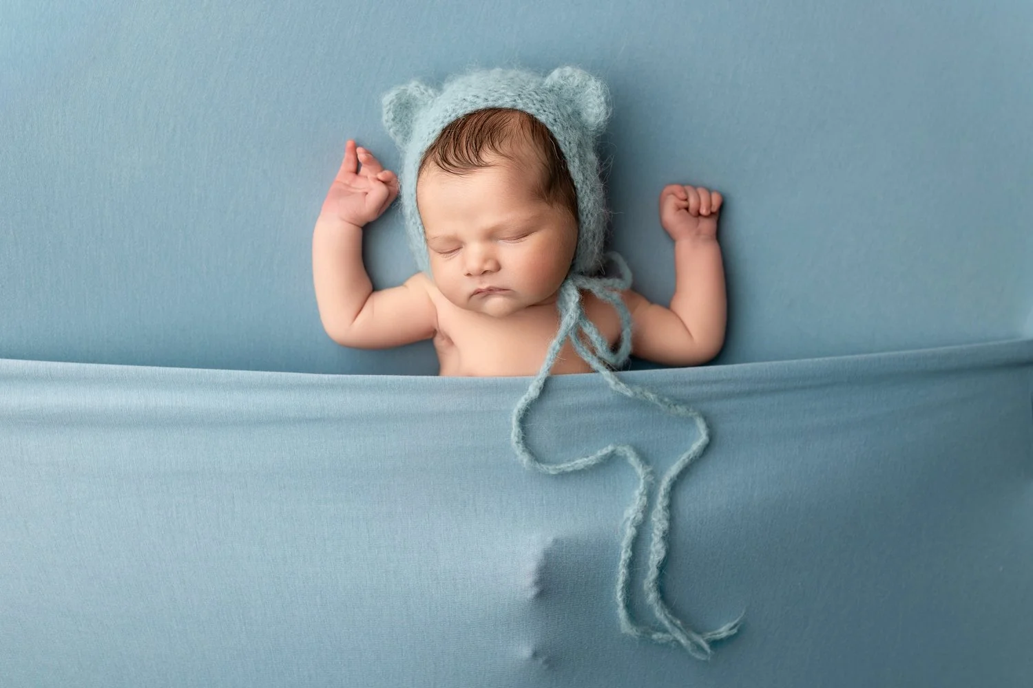 Newborn baby photoshoot Leeds, Harrogate, York, Wakefield, Bradford