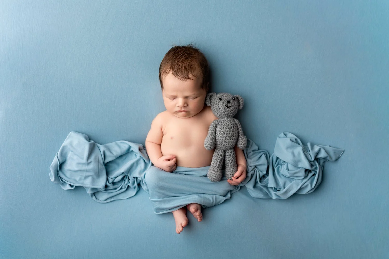 Newborn baby photoshoot Leeds, Harrogate, York, Wakefield, Bradford