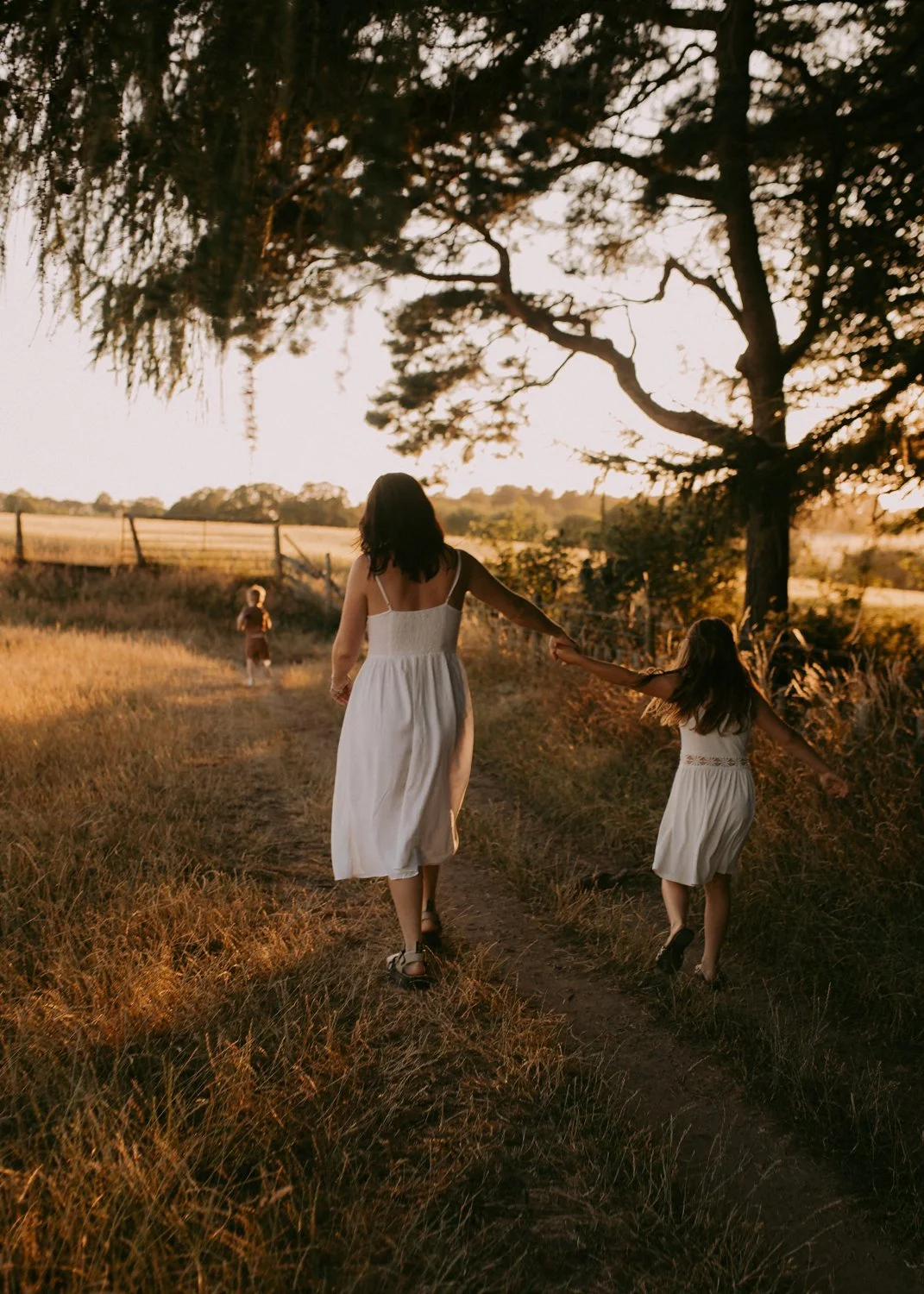 Nostalgic lifestyle family photography in Leeds, Yorkshire