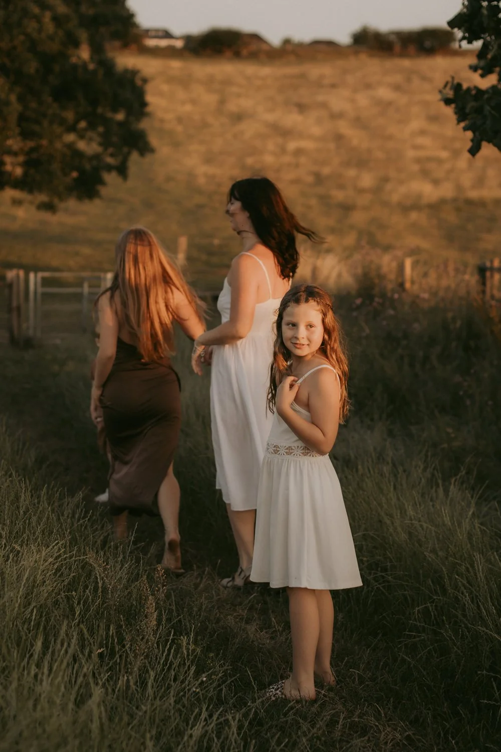 Nostalgic lifestyle family photography in Leeds, Yorkshire