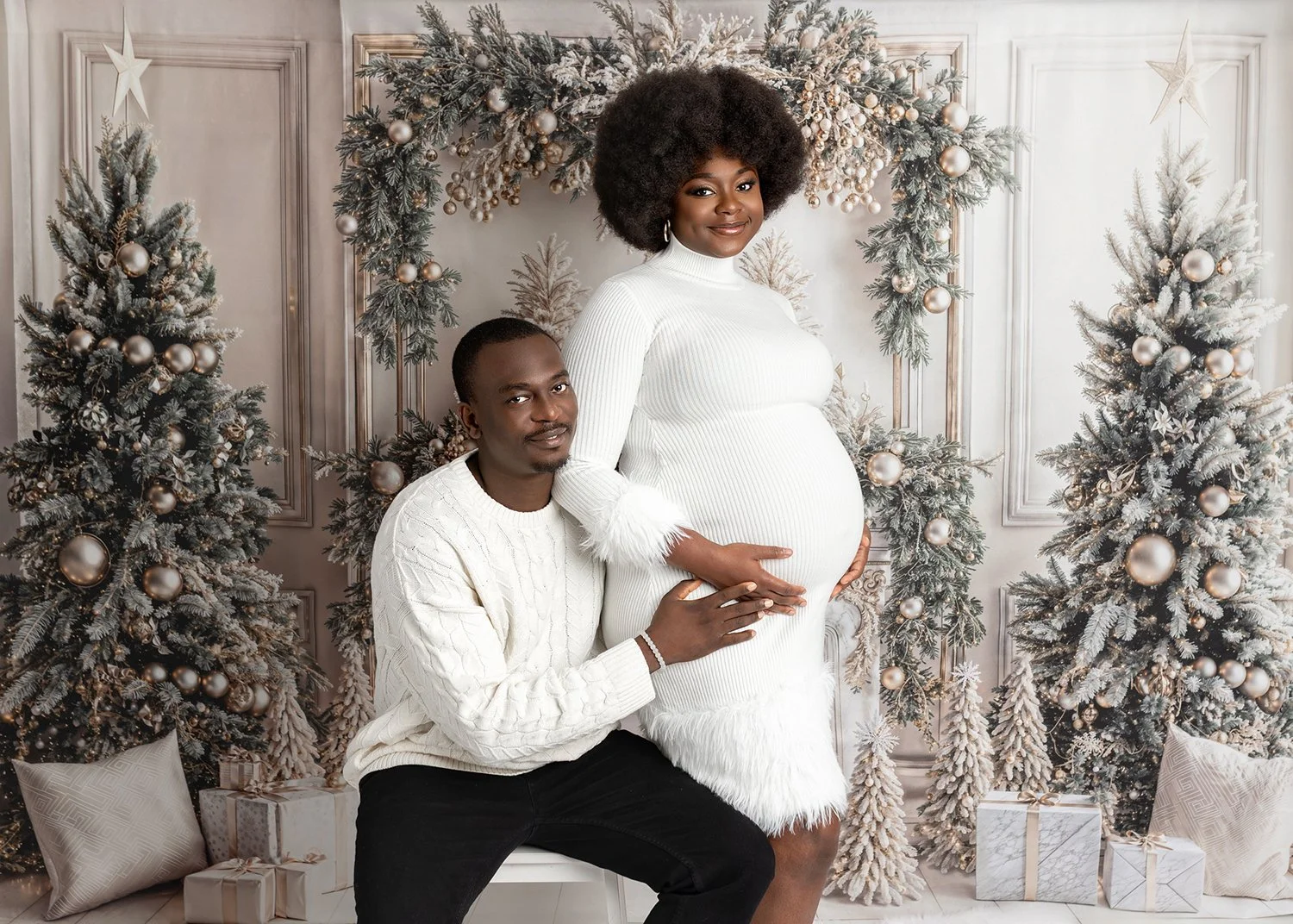 Couple Maternity Christmas Mini Sessions in Leeds 2026 