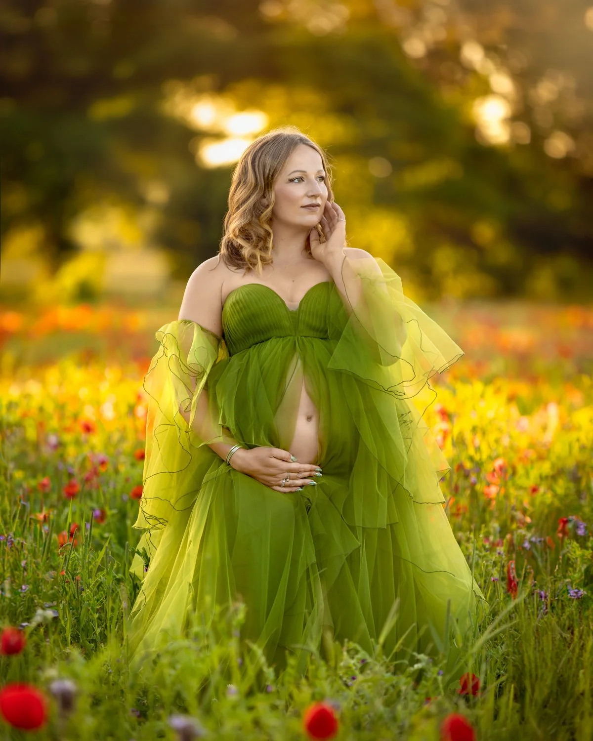 Poppy field Outdoor Maternity Photoshoot Leeds Yorkshire