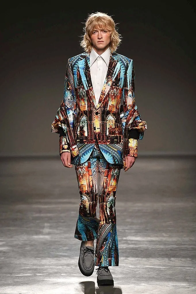 Look 1.jpg