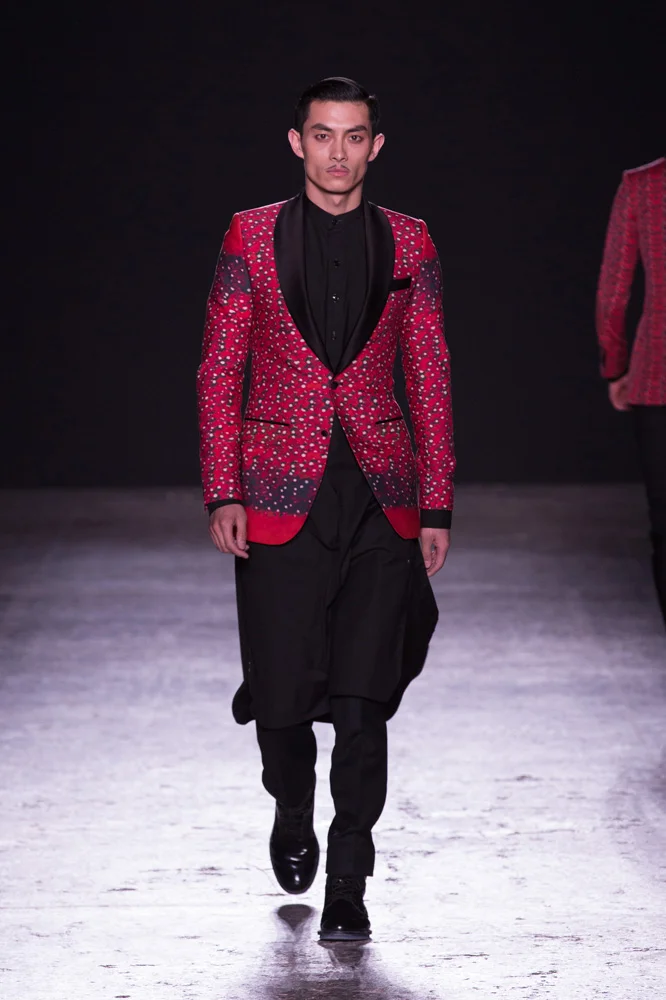 HelenAnthony_AW16_Catwalk_HiRes_0021.jpg