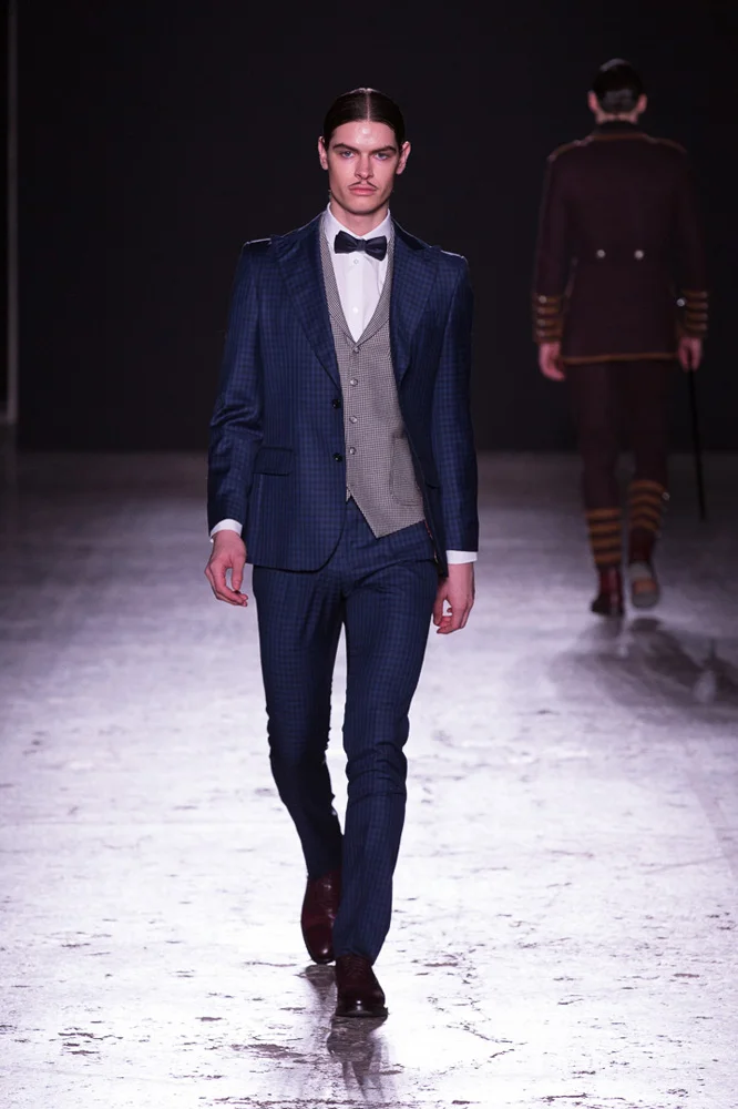 HelenAnthony_AW16_Catwalk_LoRes_0091.jpg