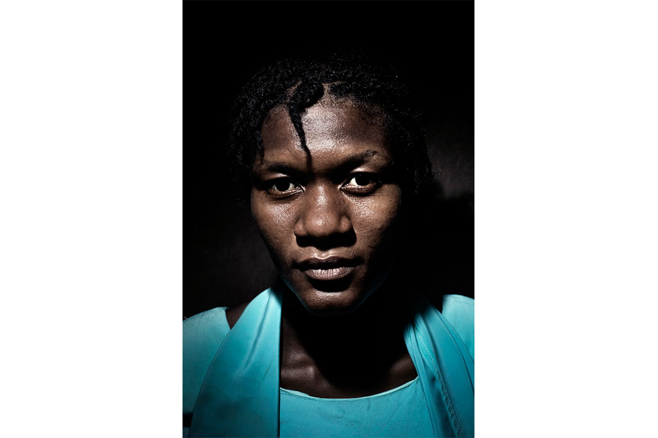 HAIATIAN_IDENTITY_007.JPG