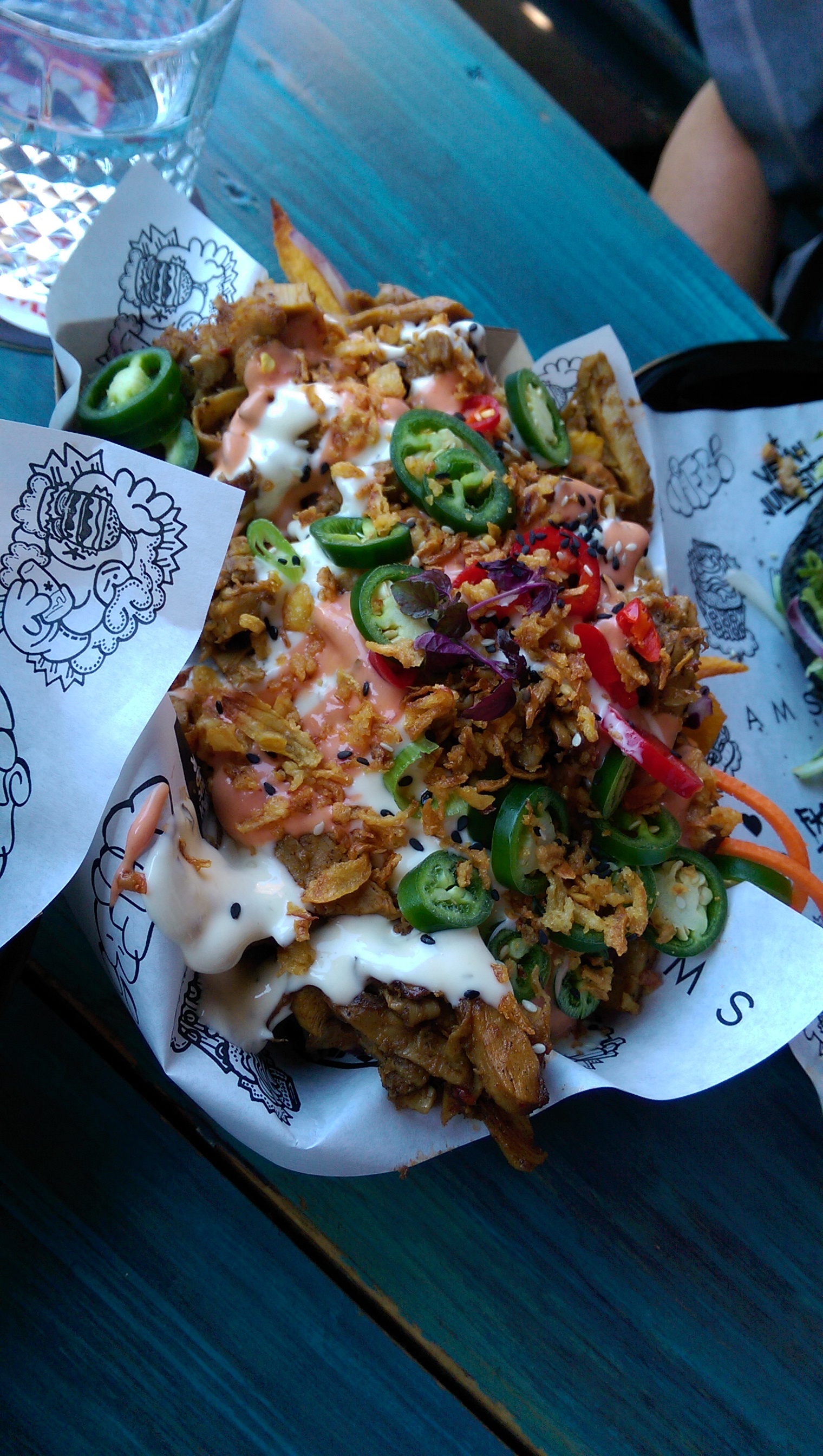 Kapsalon, i.e. delicious stuff piled on fries