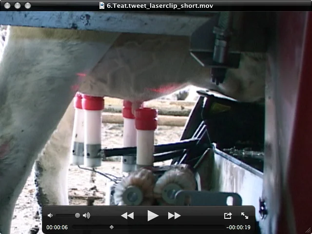 6.Teat.tweet_laserclip_short.jpg