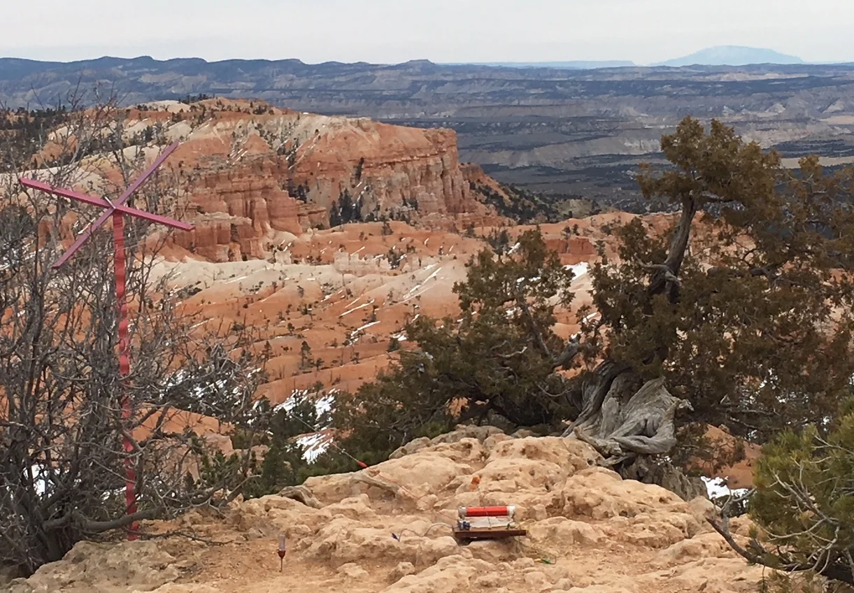  Geomedia connects us to Gaia and in its most wonderful moments shuffles off humanism to arrive in other states of affairs. 