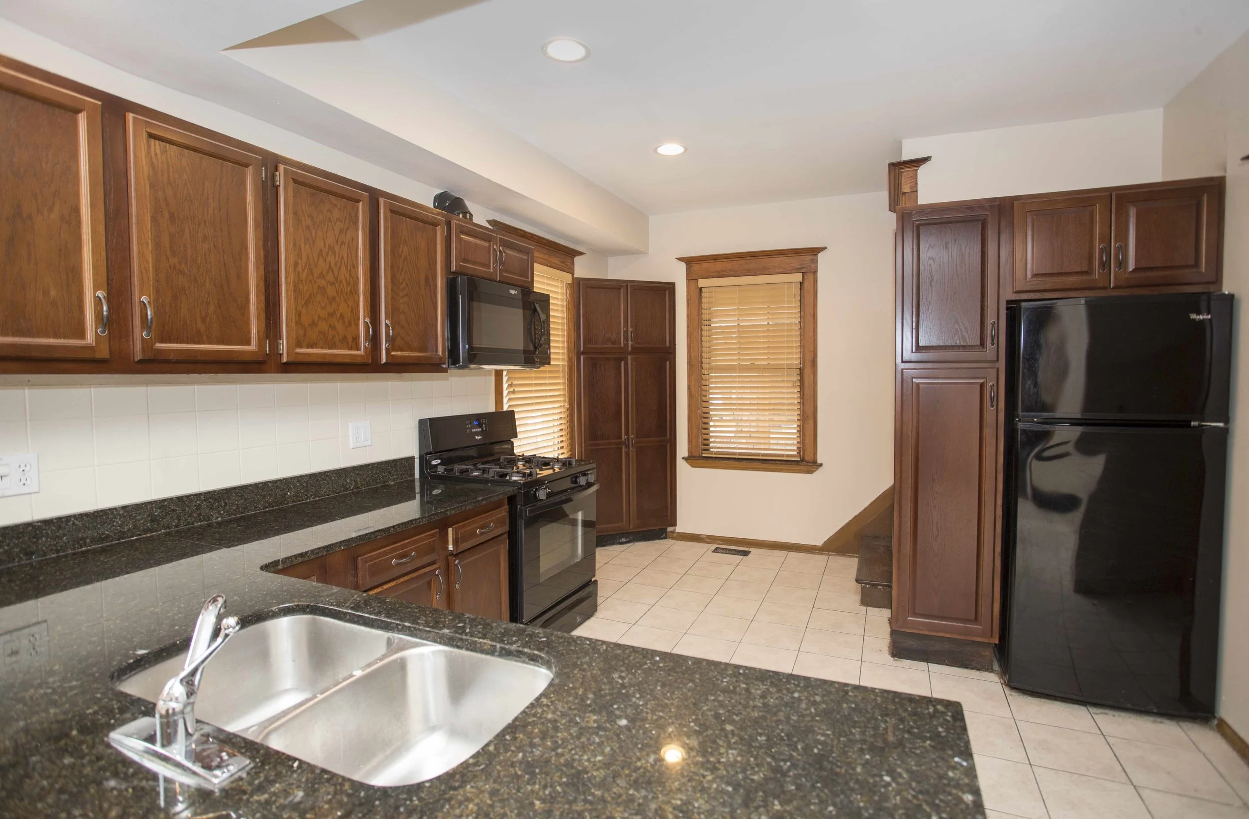 4801Trumbull0005-600x394.jpg