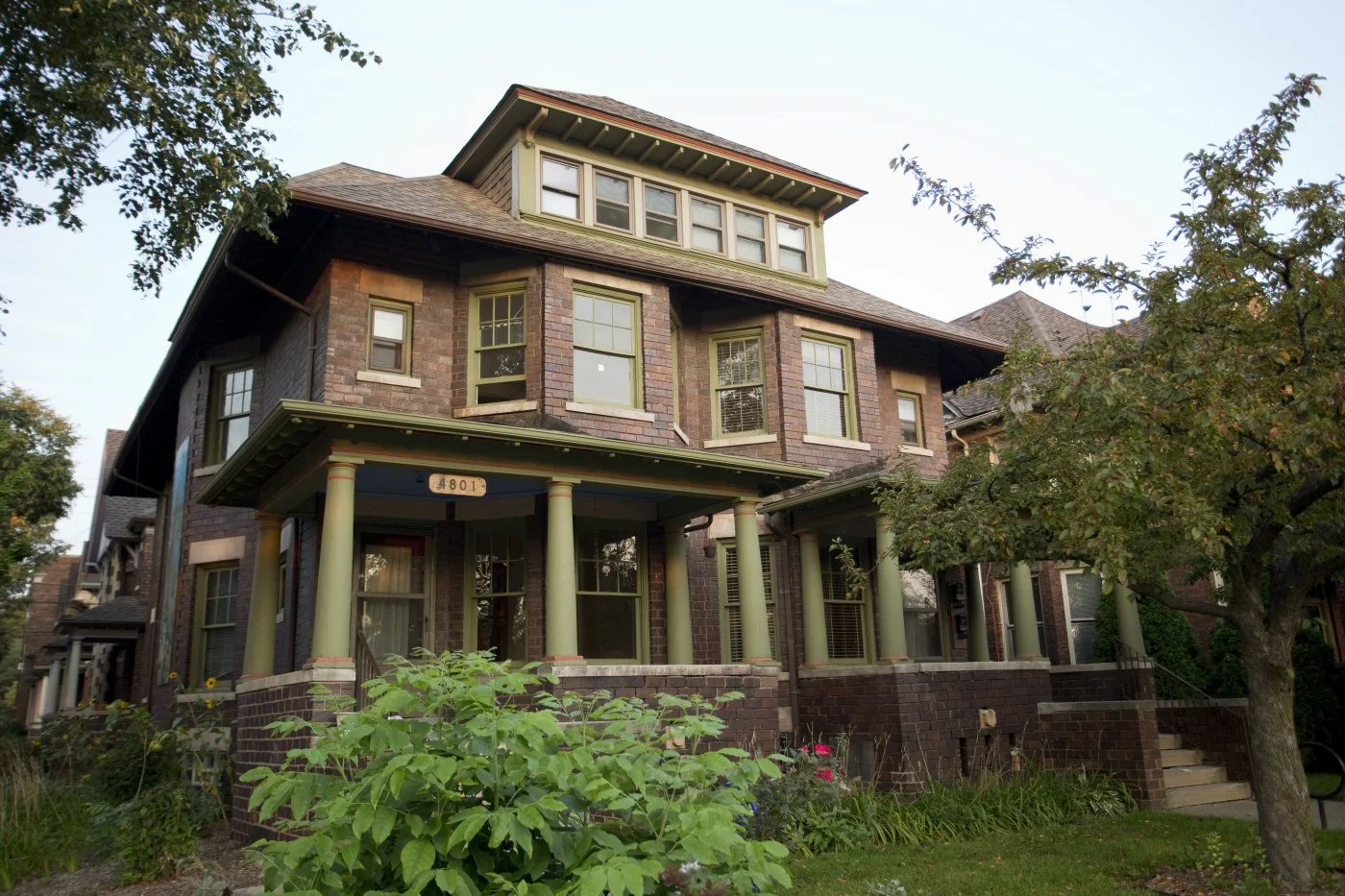4807-Trumbull-17.jpg