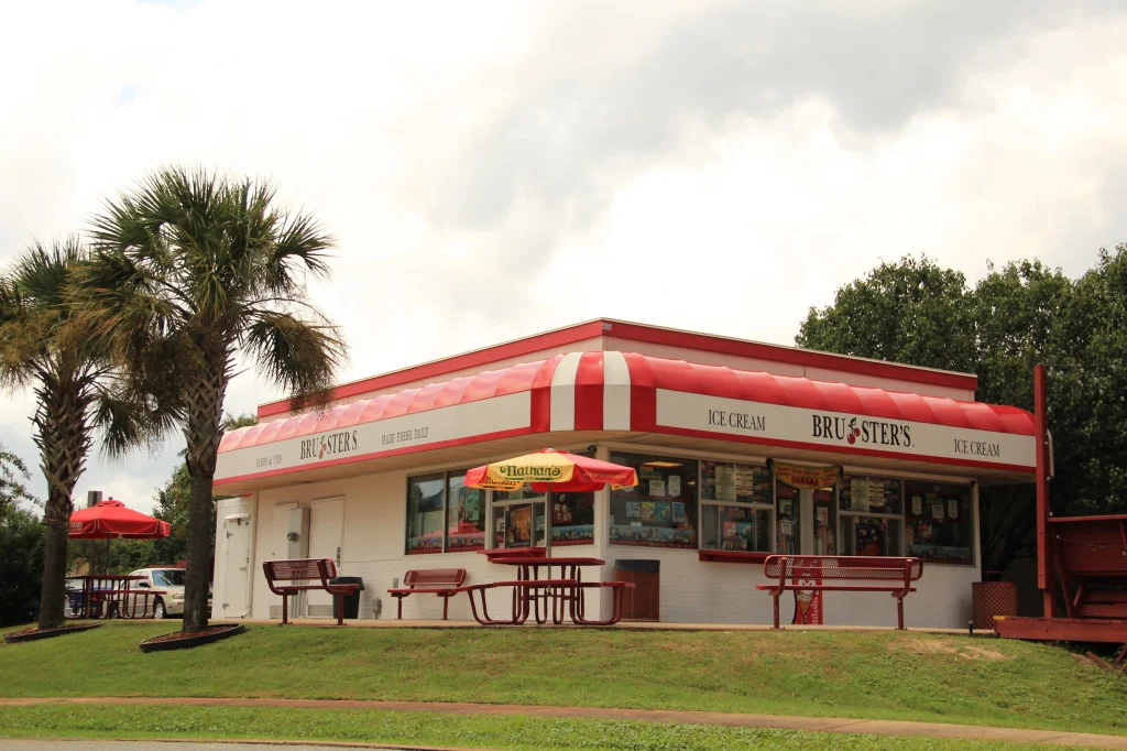 Brusters-Ice-Cream-1024x682.jpg