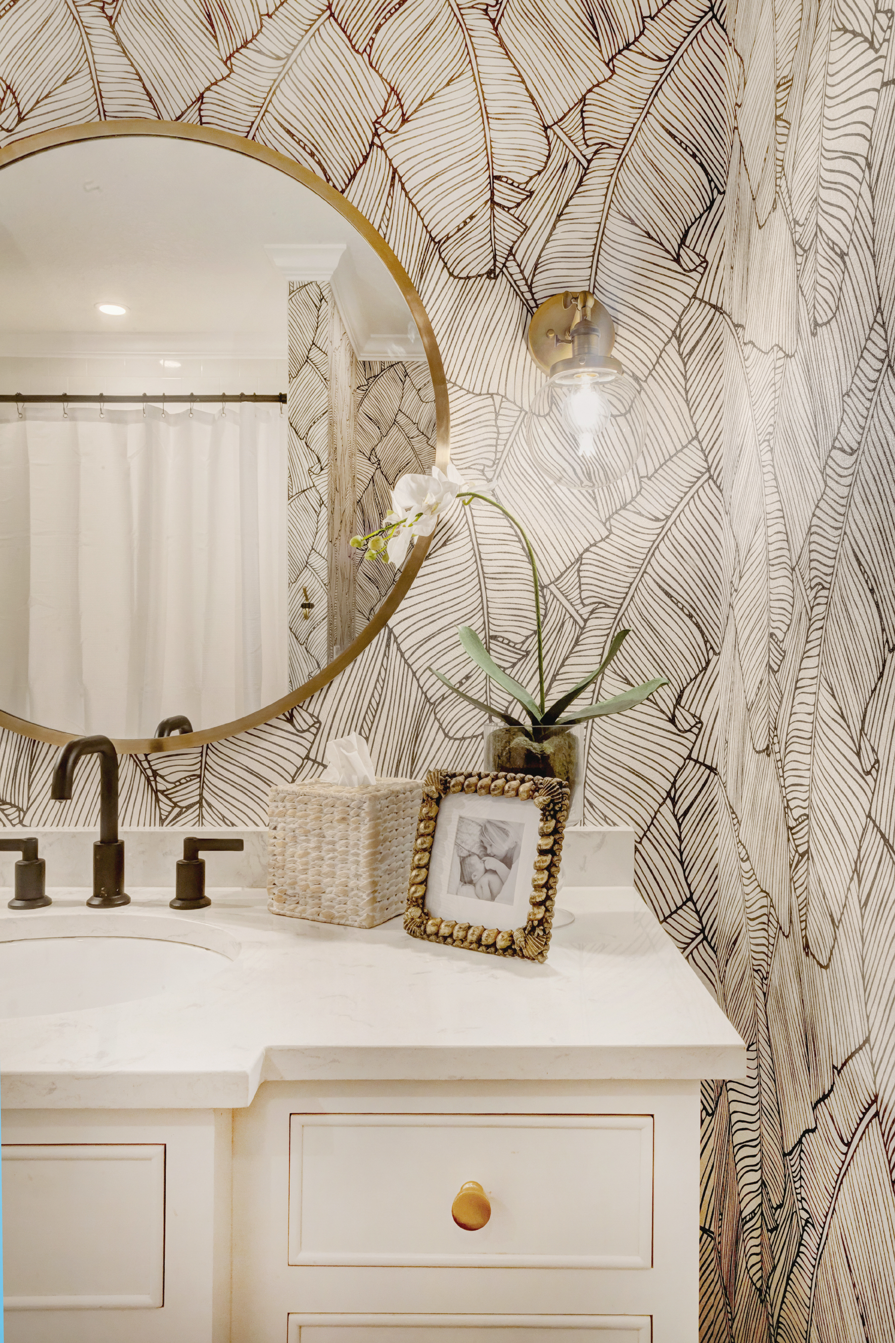 Palm Leaf Wallpaper Bathroom by Designer Nicki Pasqualone, Sponsored by Walls Republic