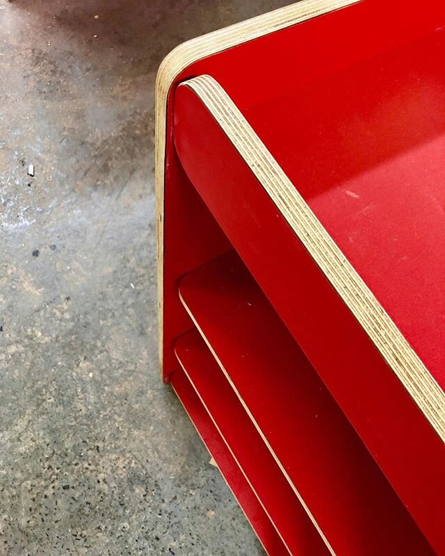 NEW &gt;

Design par Guillaume Sasseville de @sssvll

Station &agrave; cabarets pour @lecentralmtl &bull; STAY TUNED!
#meubledesign #montreal #mtl #faitamontreal #madeinmontreal #design #montrealdesign #mtlmaker #meuble #furniture #woodwork  #mtldesi