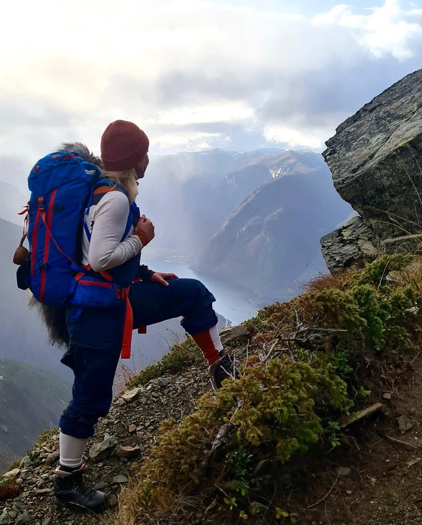 Pannekaker, sn&oslash;fnugg i lufta og en kjekkas med p&aring; tur! Treng ikkje meir for &aring; ha det bra🤩