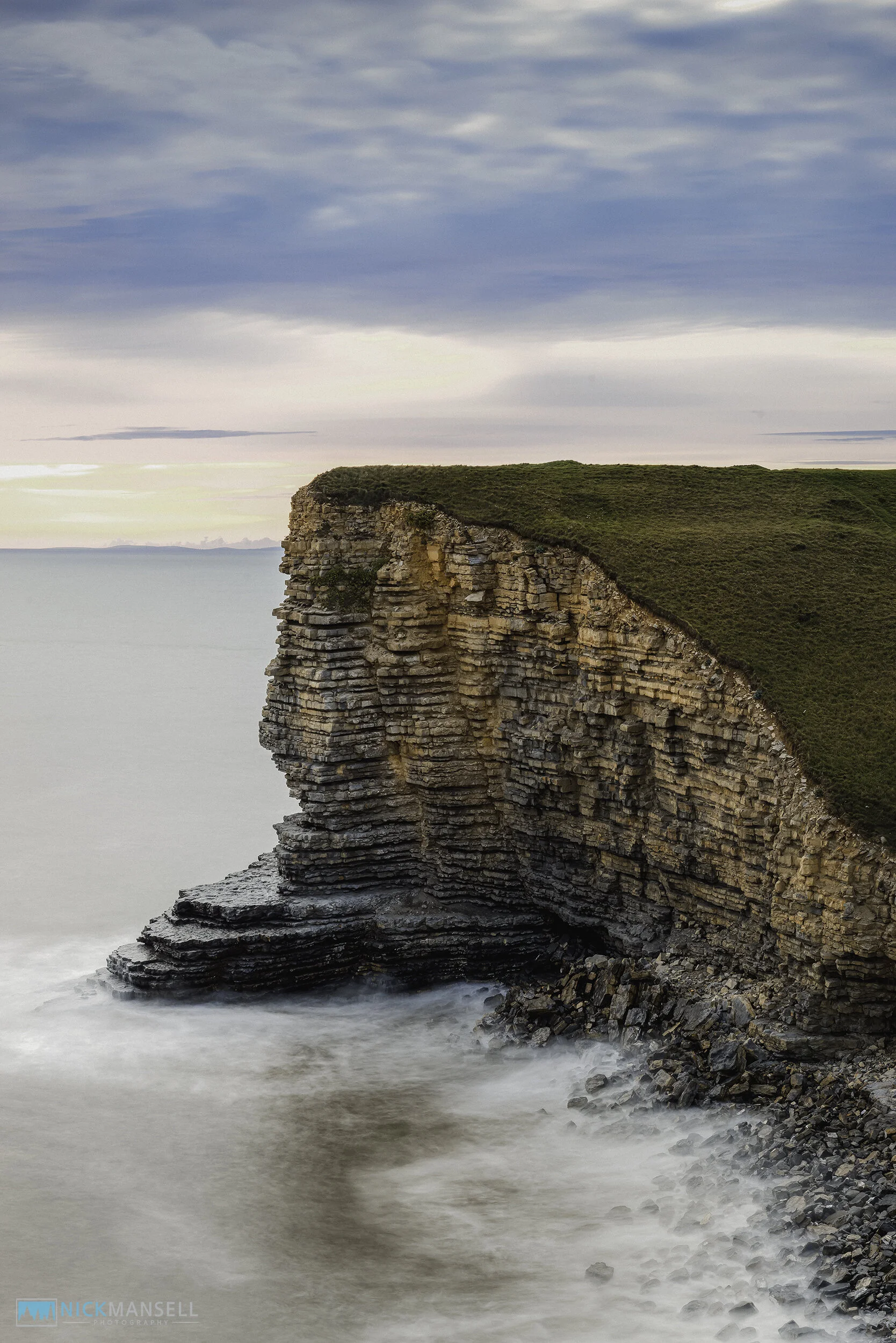2015Aug29_Waterfall,Nash Point_1709.jpg