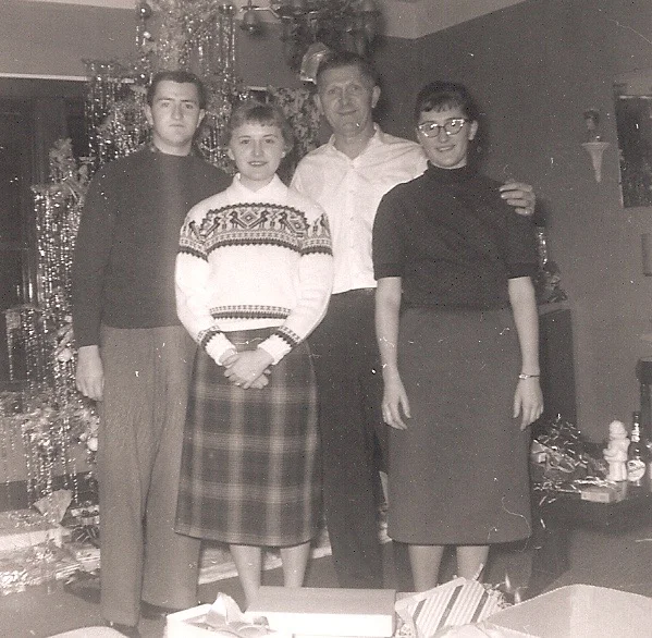 L-R: Uncle Don, Mom, Grandpa, Auntie MaryAnne