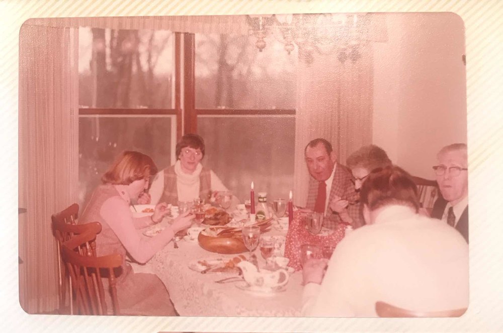 Mom, Auntie MaryAnne, Uncle Johnny, Grandma, Grandpa and Uncle Bob.