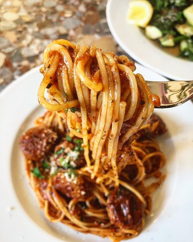 A classic Italian-American favourite. Spaghetti with meatballs 🍝🍝🍝Really hit the spot and could eat it all over again. Mwah!👌🏼👌🏼👌🏼