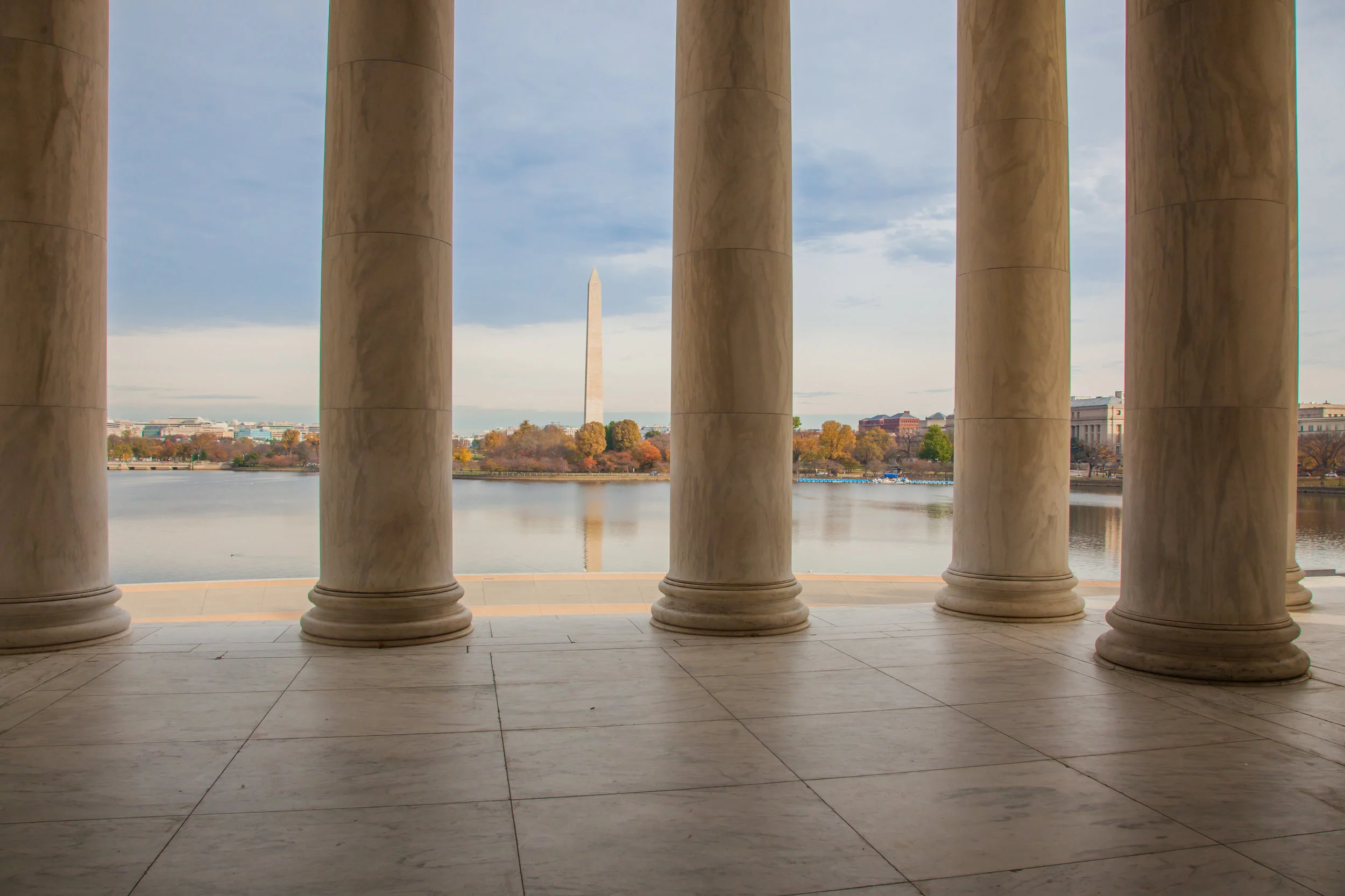 Jefferson Memorial Portico.jpg
