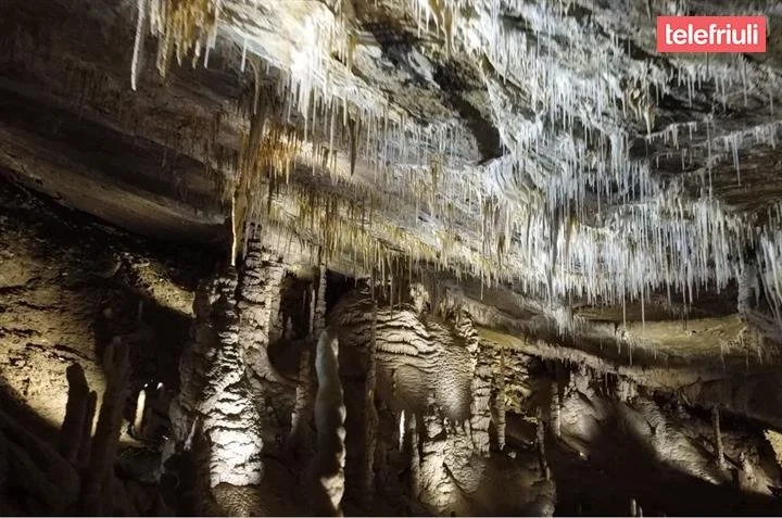 Meditazione Con Bagno Sonoro Nella Grotta Nuova di Villanova