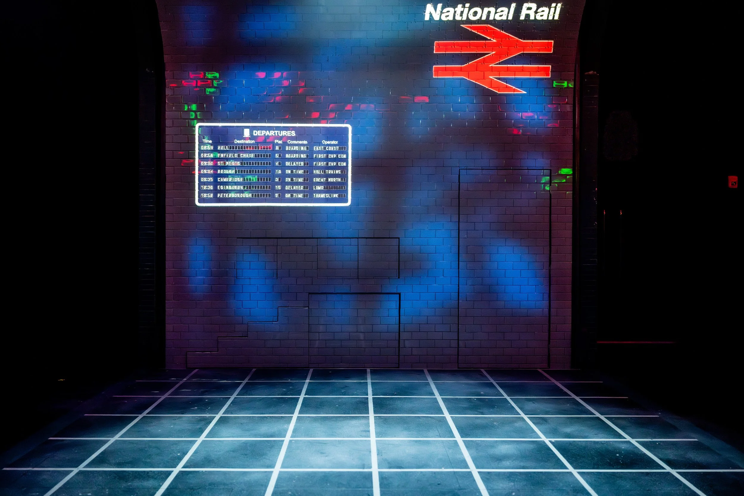 curious incident barrenechea_0003_TNPCuriousIncident-02521.jpg