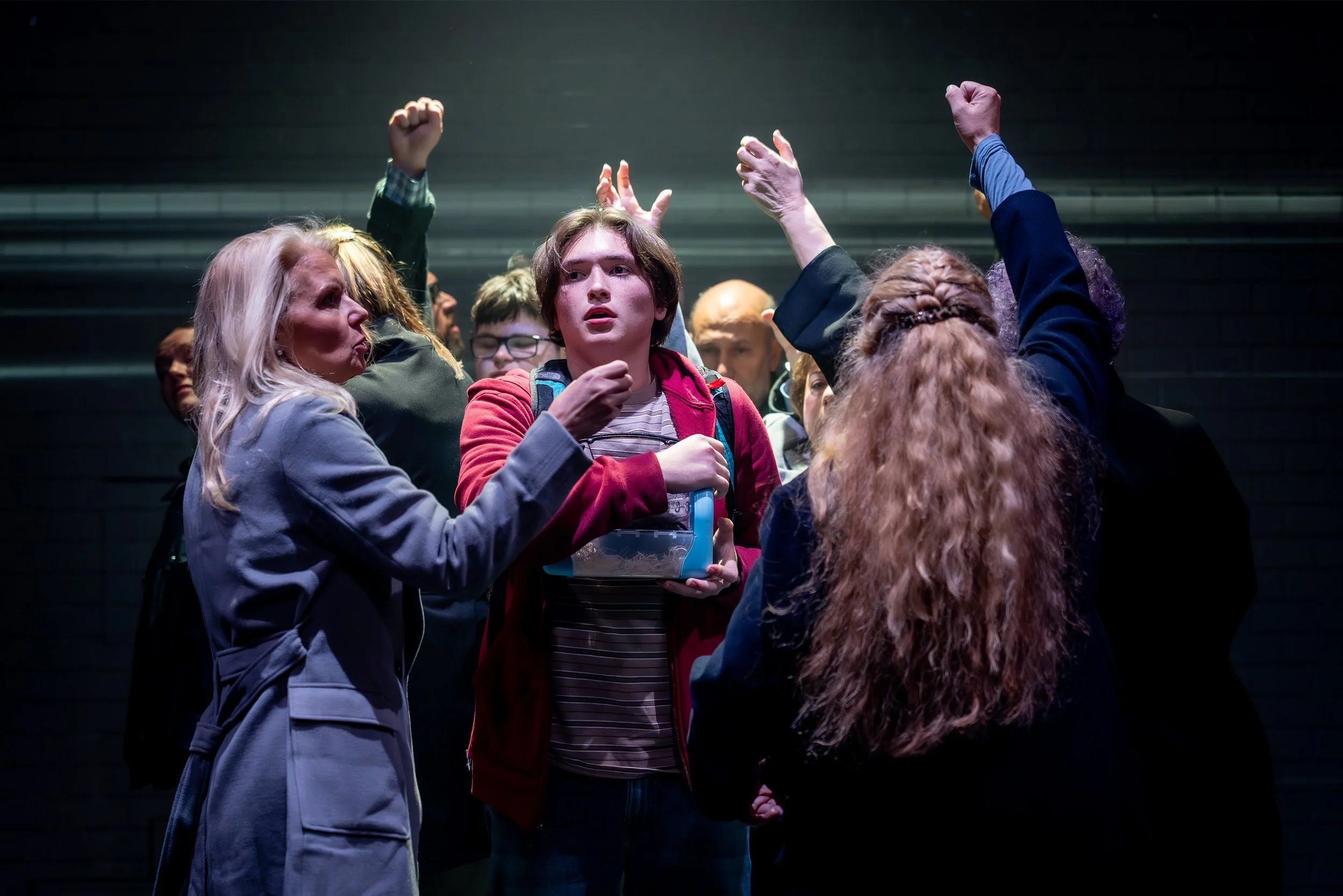 curious incident barrenechea_0008_TNPCuriousIncident-00747.jpg