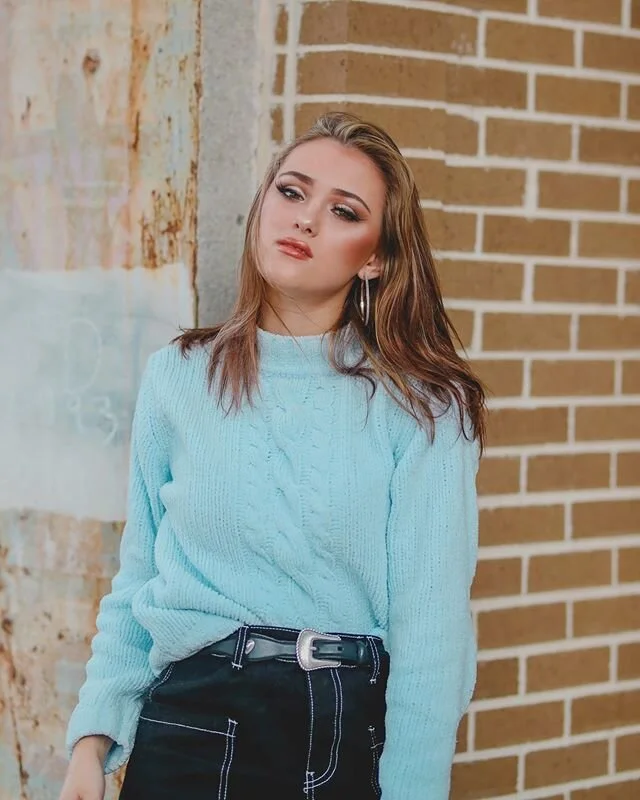 Let&rsquo;s shoot some fashion and style stuff soon?! Who&rsquo;s with me? 🤗 I&rsquo;ve been doing so much video and video editing lately (which I absolutely love!) that doing some fashion sounds like such a breath of fresh air! This weather is maki