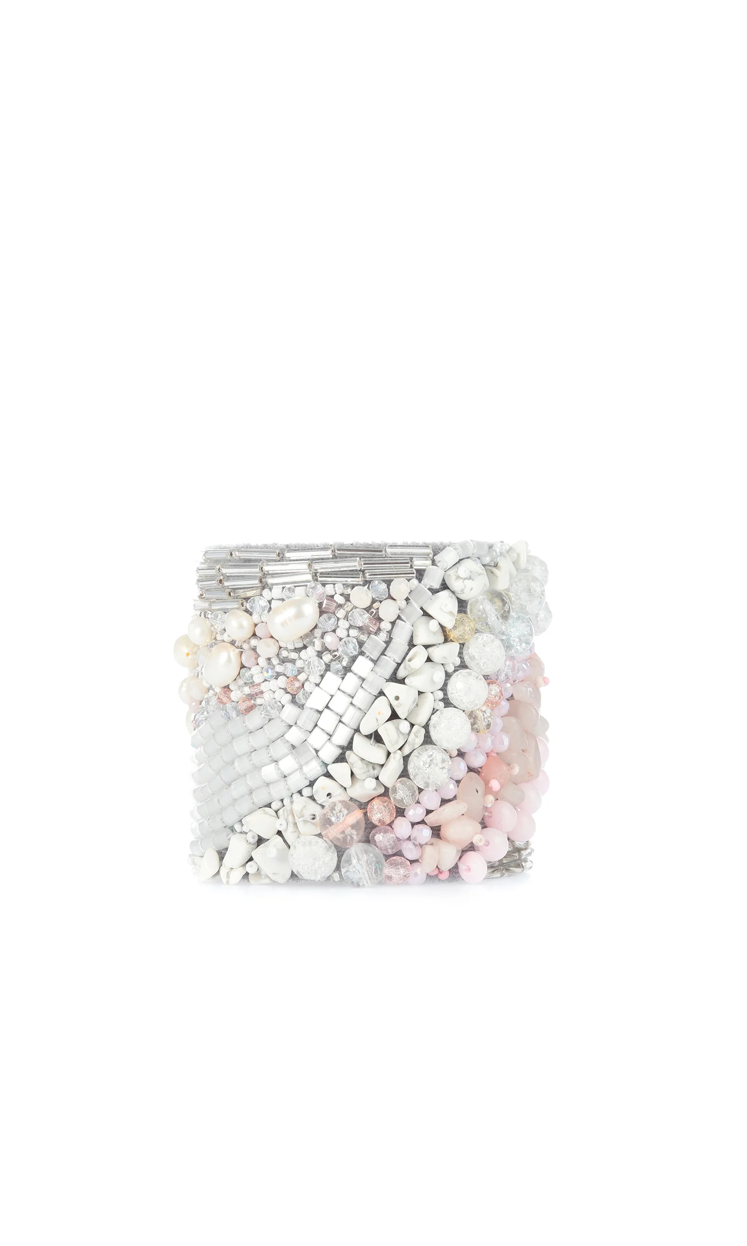 bracelet-jewelry-lada-legina-white-front.jpg