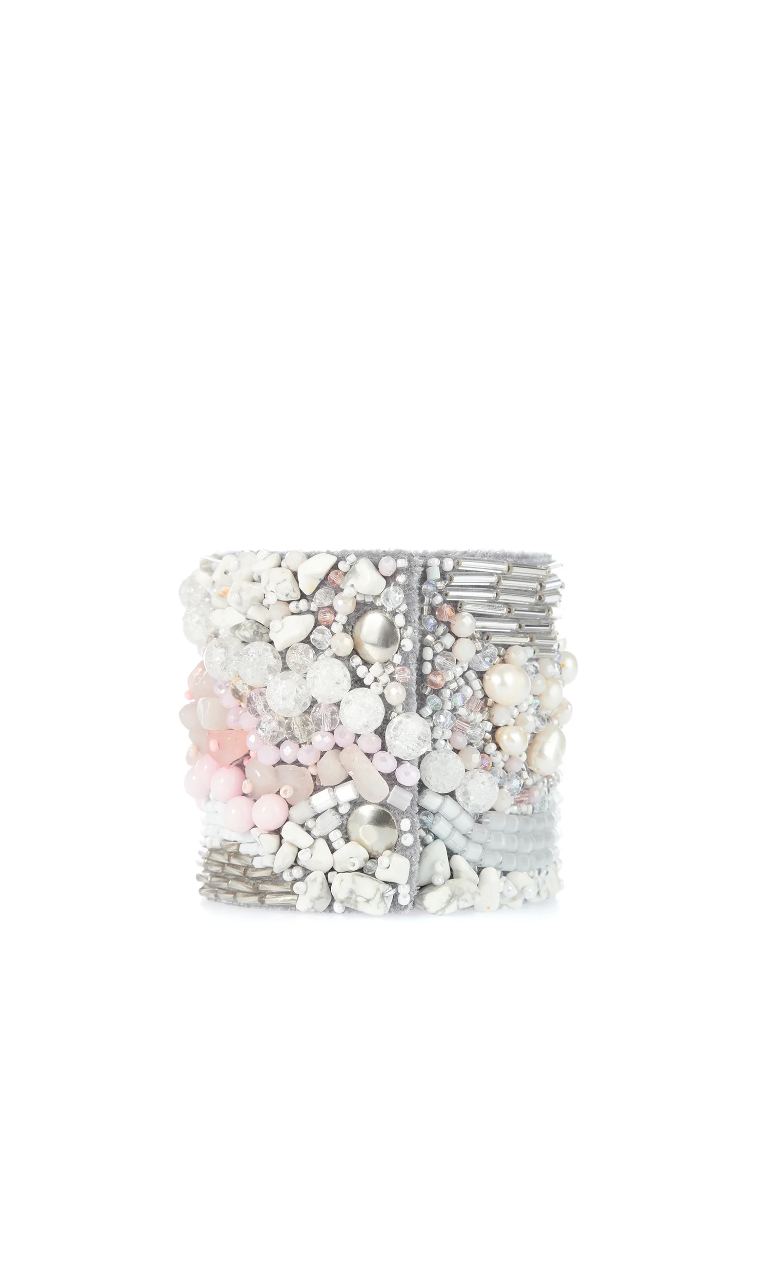 bracelet-jewelry-lada-legina-white.jpg