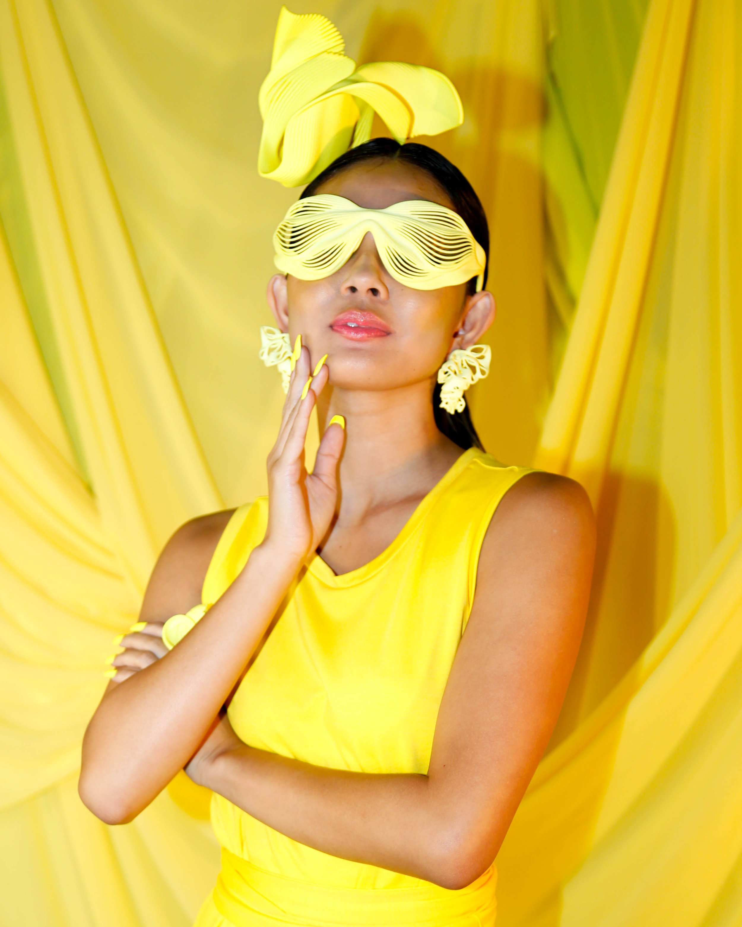 3D Printed SYNTOPIA UltraGlasses_Yellow_STELLAR Earrings_LADA LEGINA.jpg