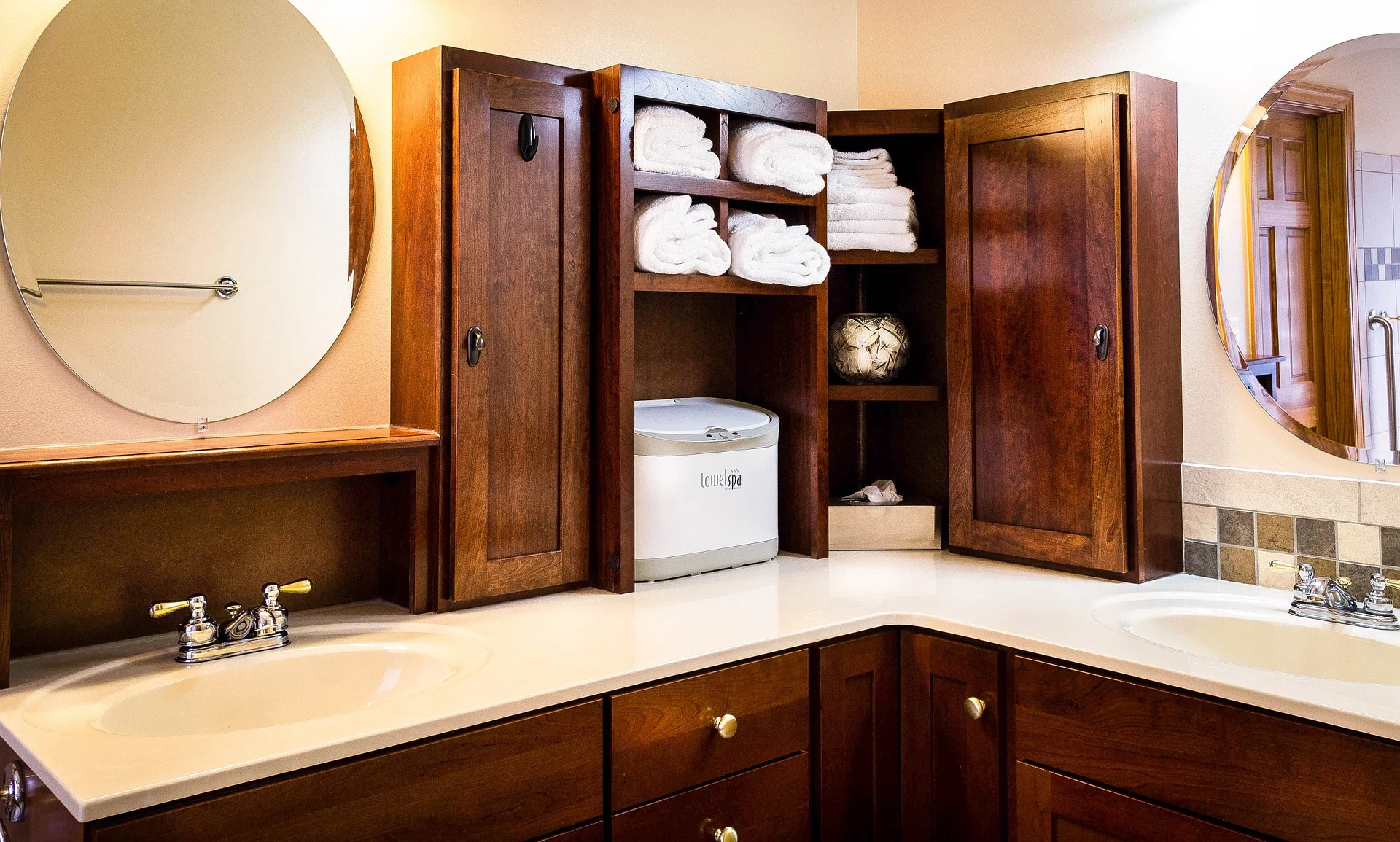 bathroom_15.jpg