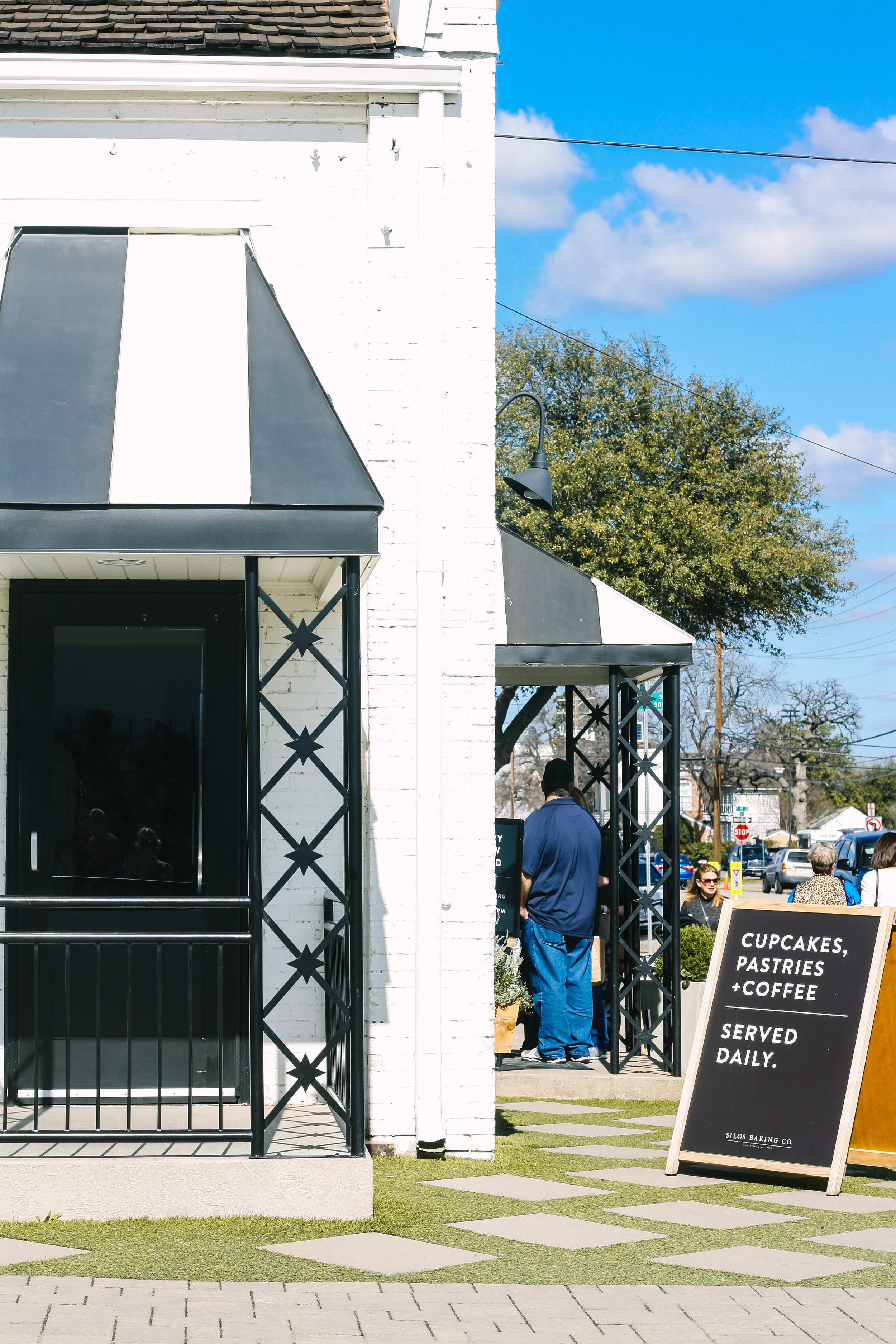 Magnolia Bakery Texas.jpg