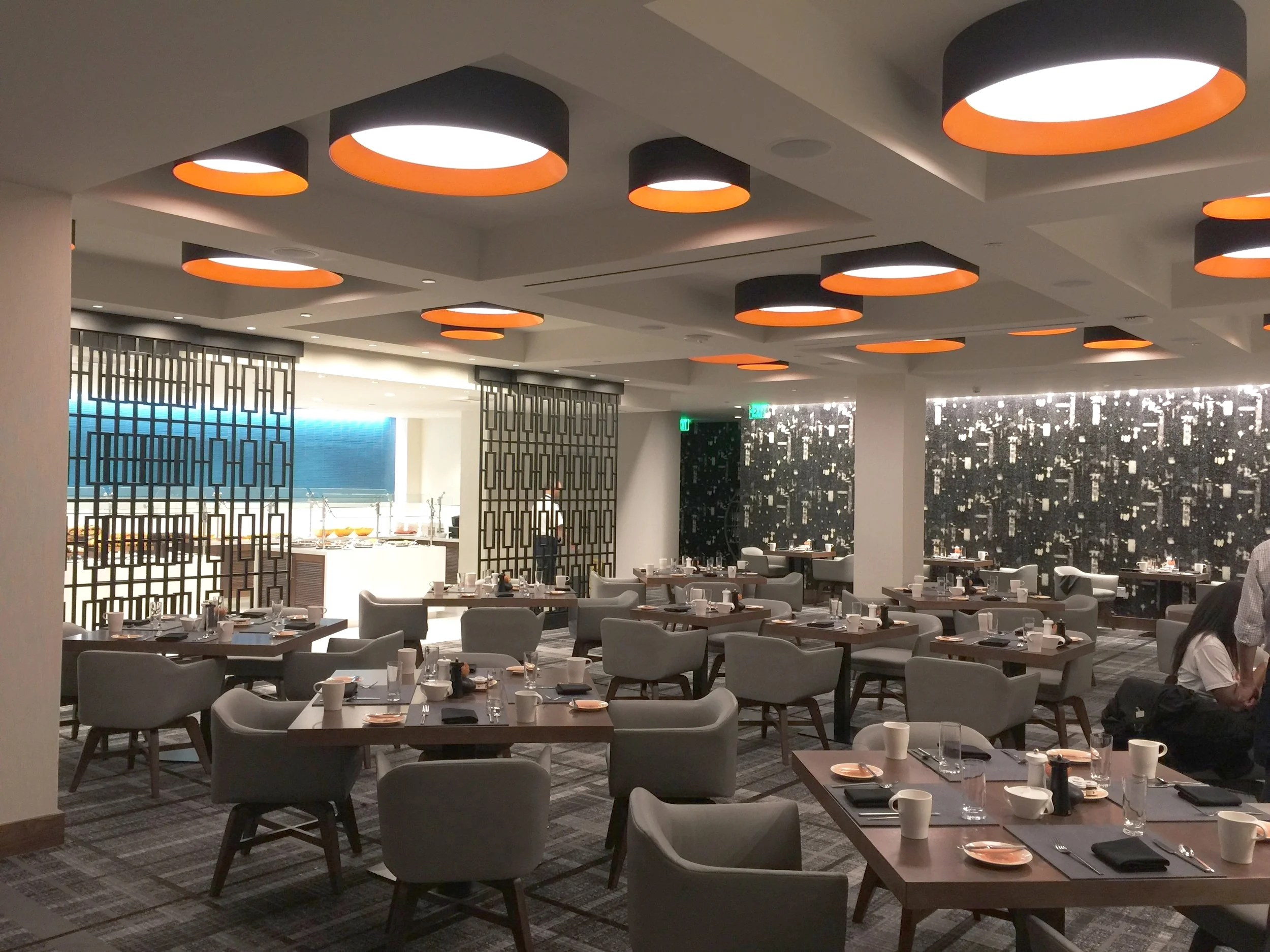 Restaurant .jpg