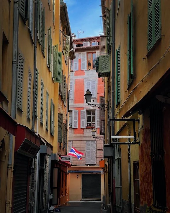 Colors and Shutters.jpeg