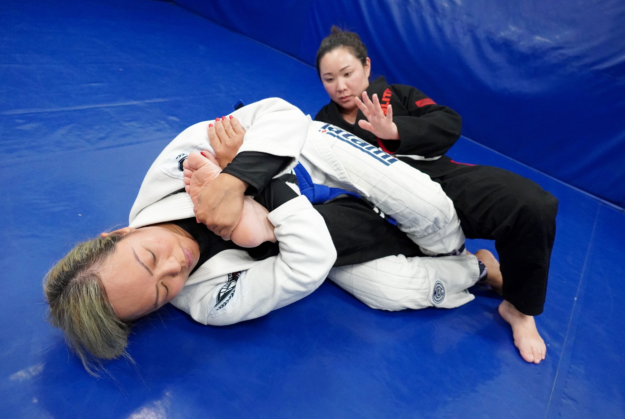 Womens Self Defense Jiu Jitsu Bellflower Lakewood CA.jpg