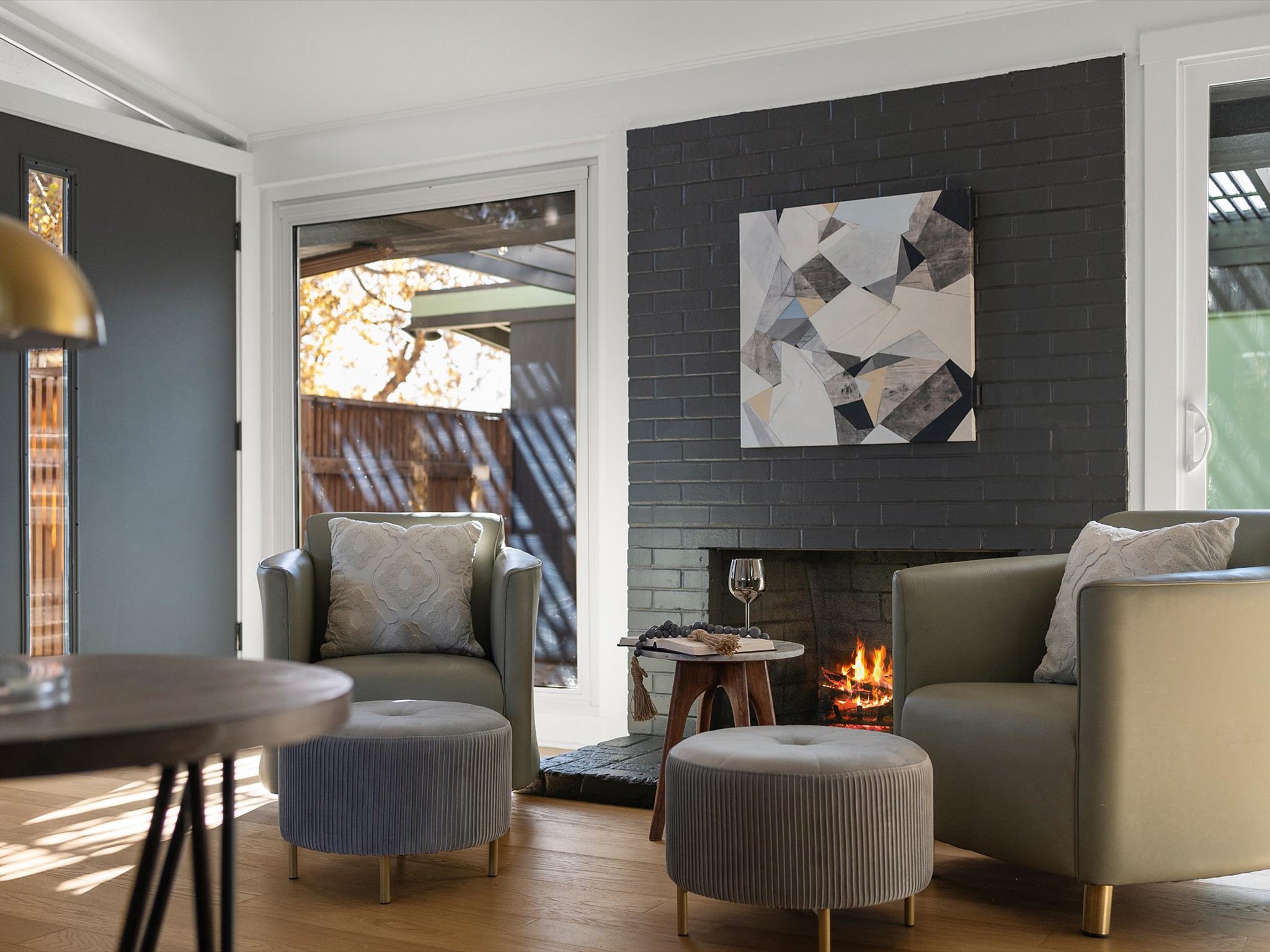 08-2315 S Newton St_07.jpg
