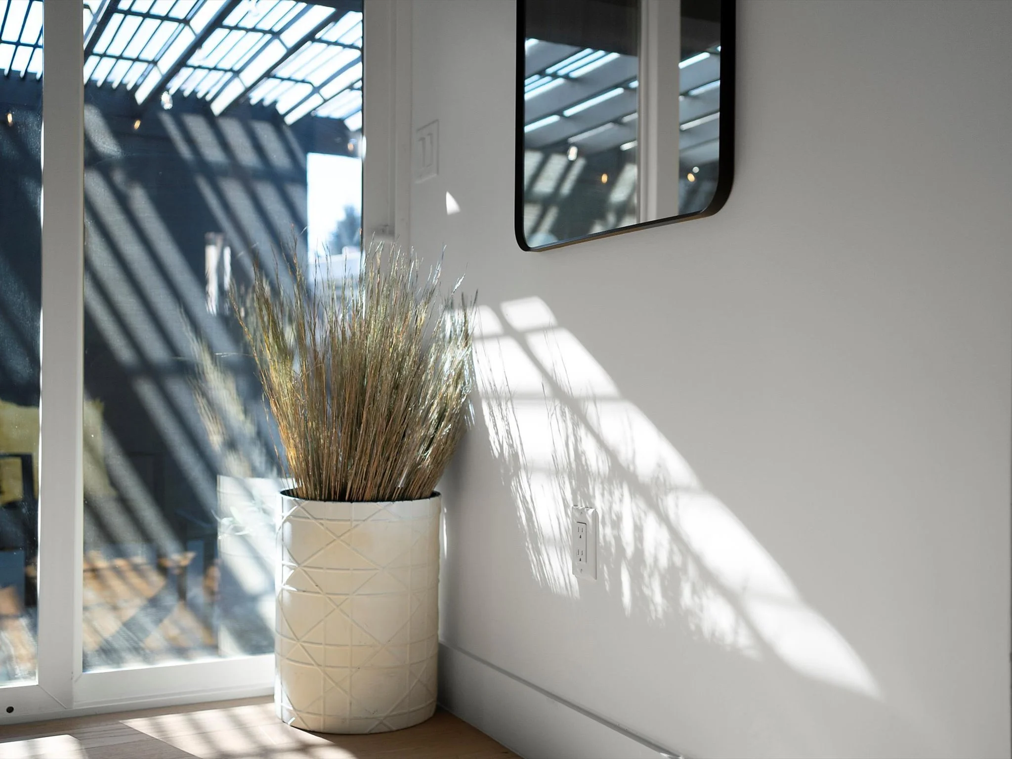 12-2315 S Newton St_11.jpg