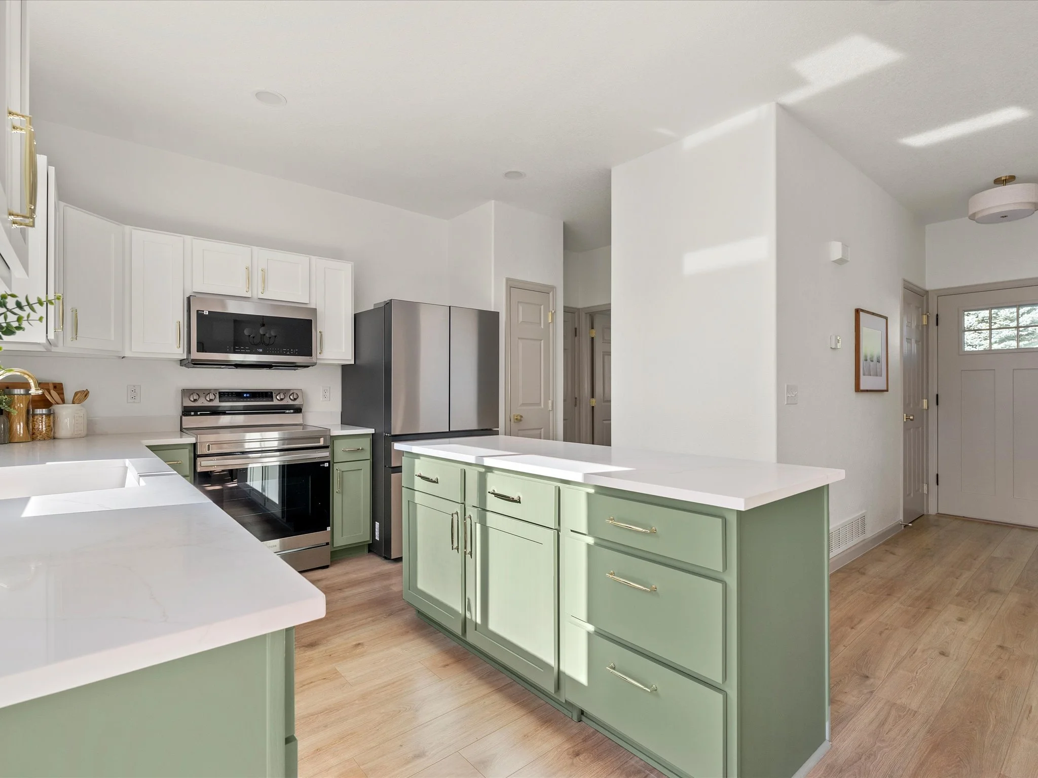 05-3356 S Nelson St_05.jpg