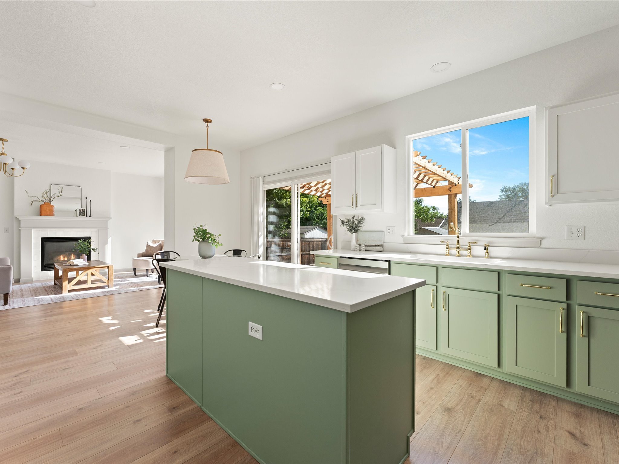 06-3356 S Nelson St_06.jpg