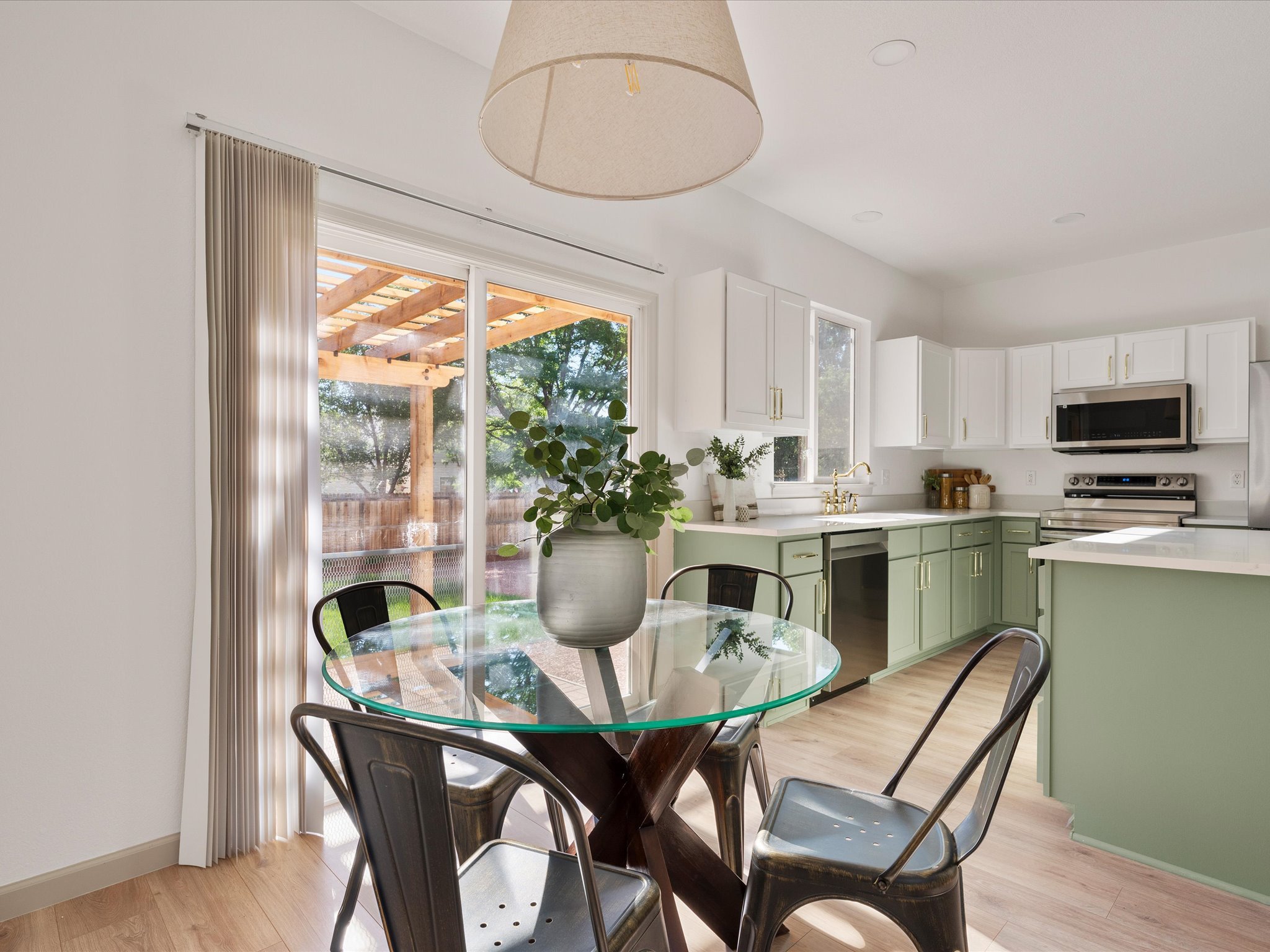 11-3356 S Nelson St_11.jpg