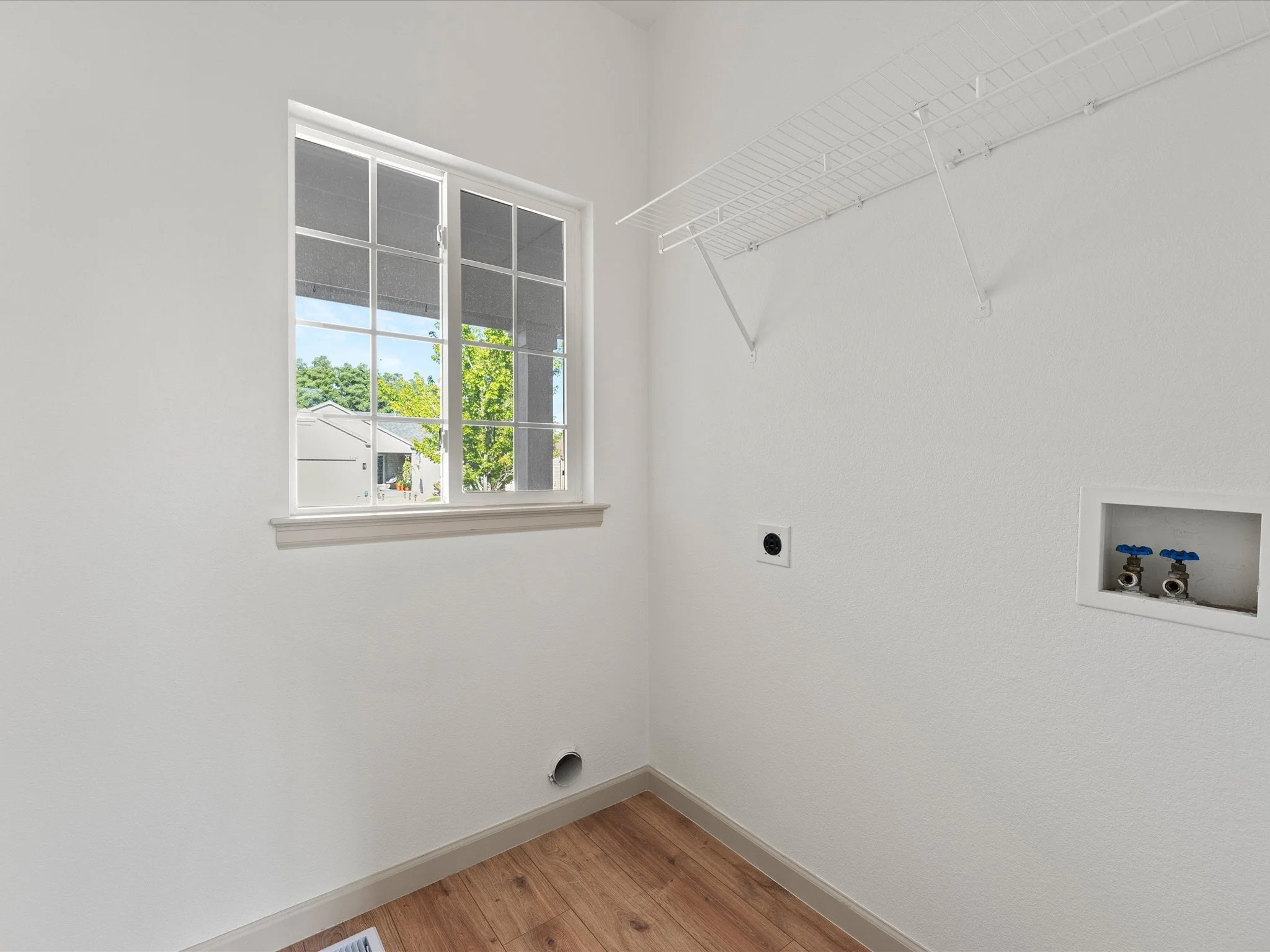 23-3356 S Nelson St_23.jpg