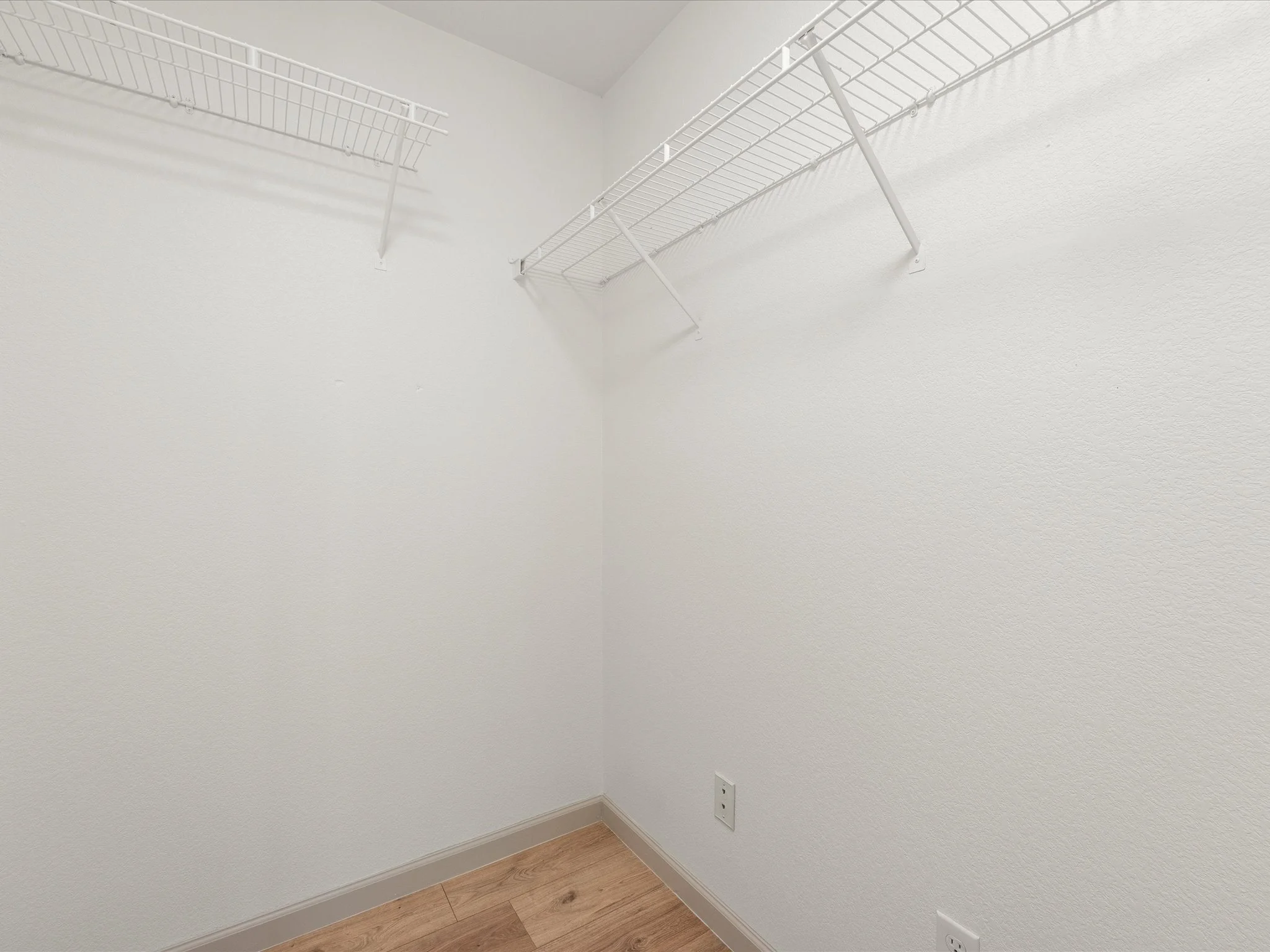 32-3356 S Nelson St_32.jpg
