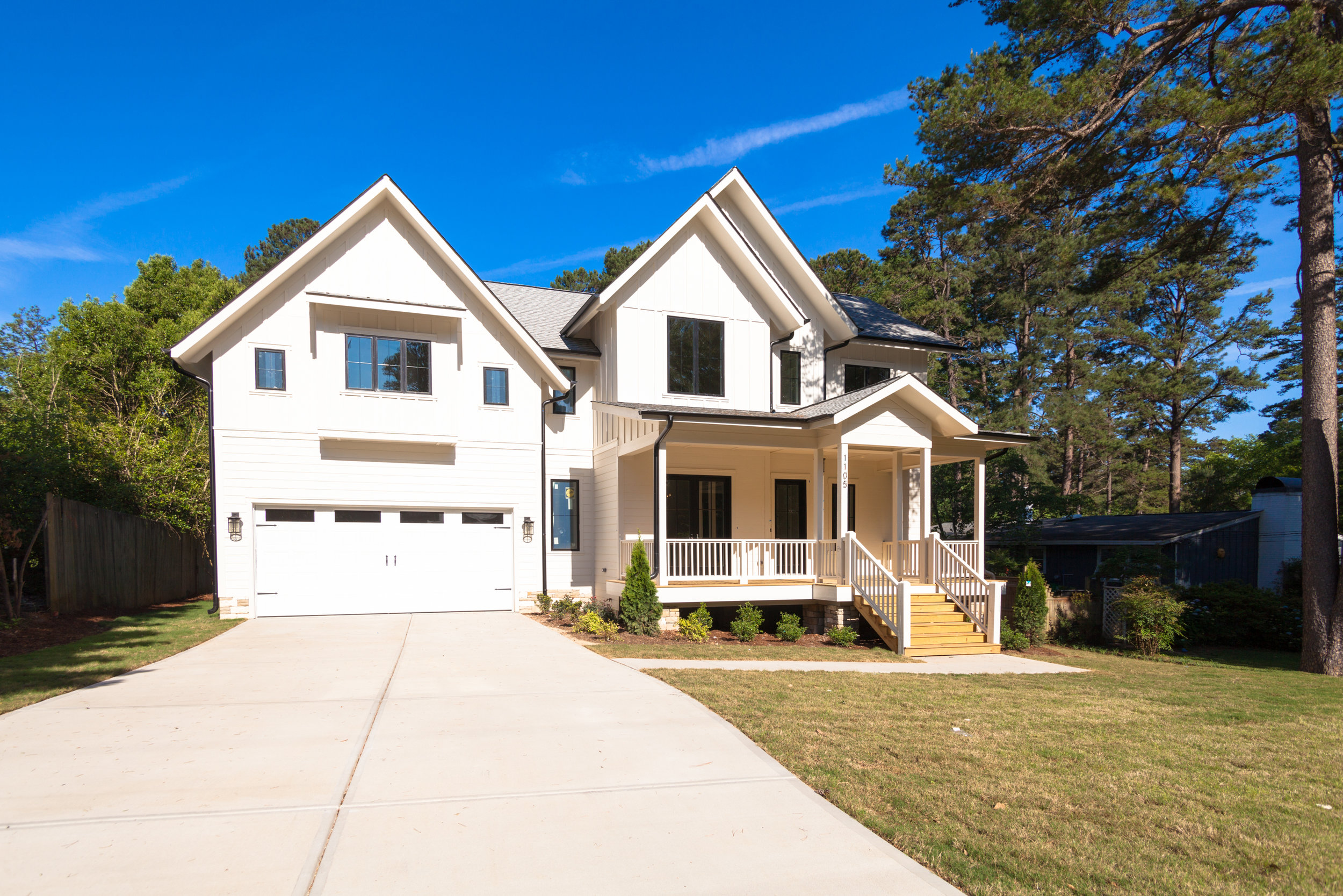002_Driveway.jpg