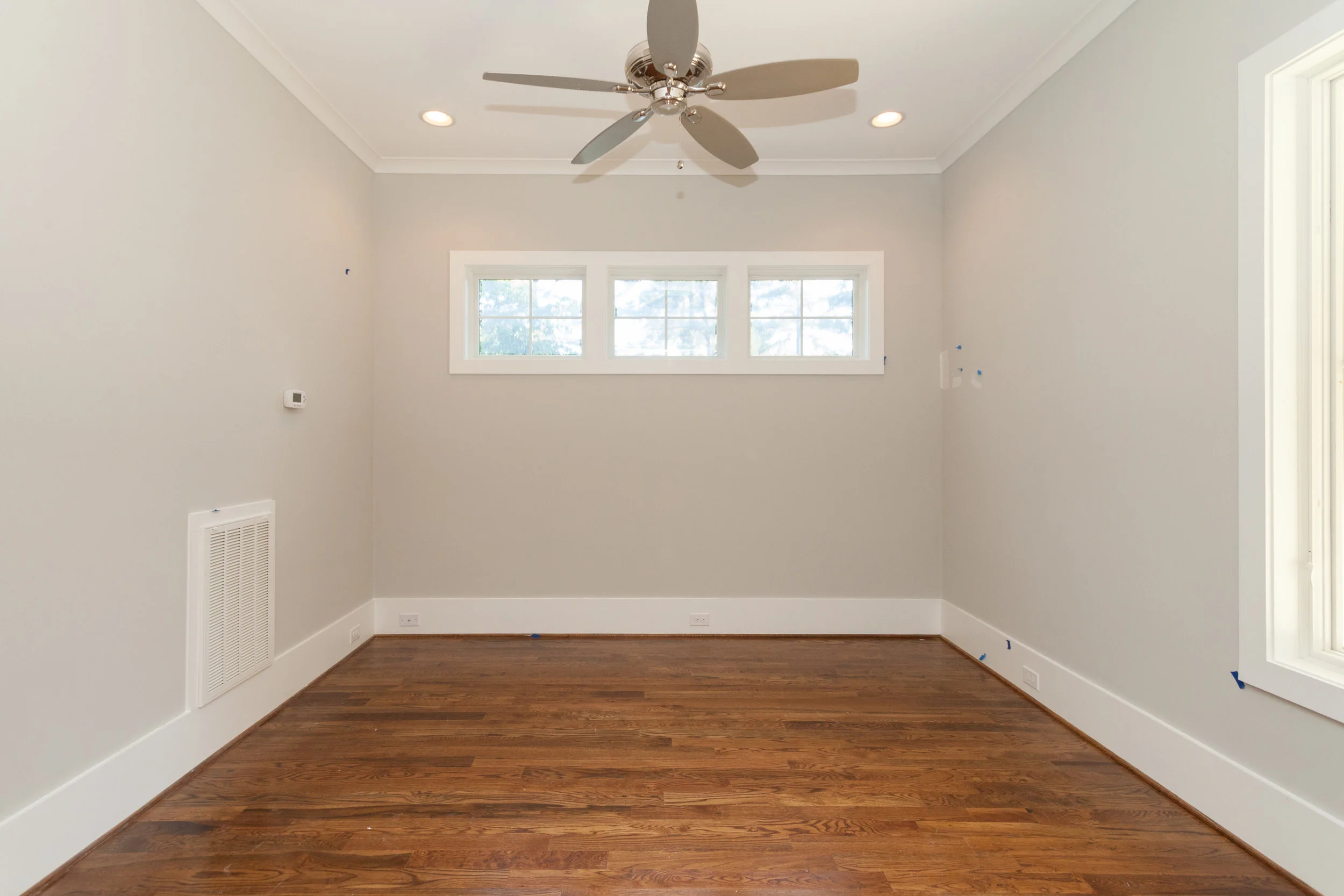 005_Formal Living Room.jpg