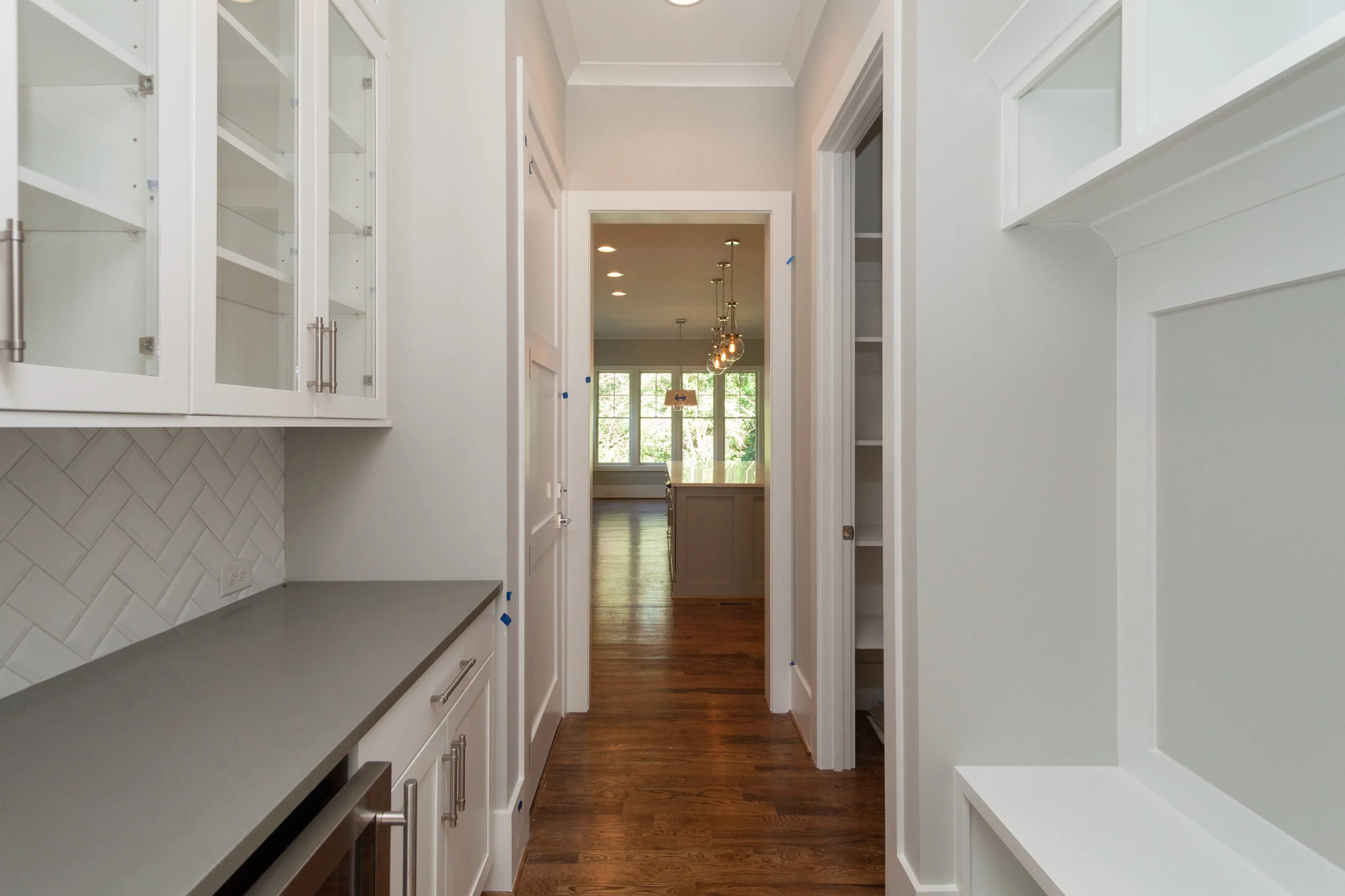 009_Butler's Pantry.jpg