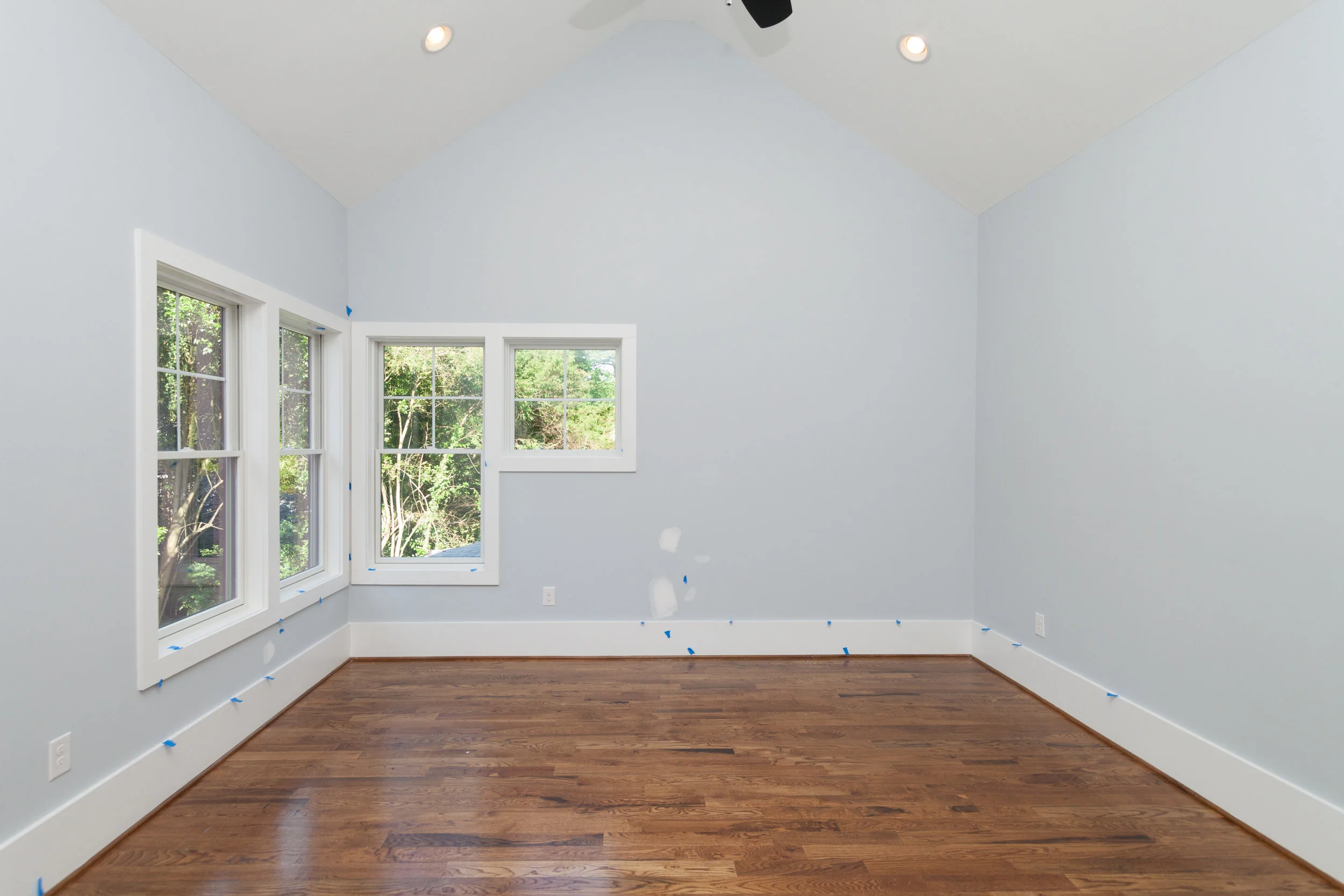 023_Master Bedroom.jpg